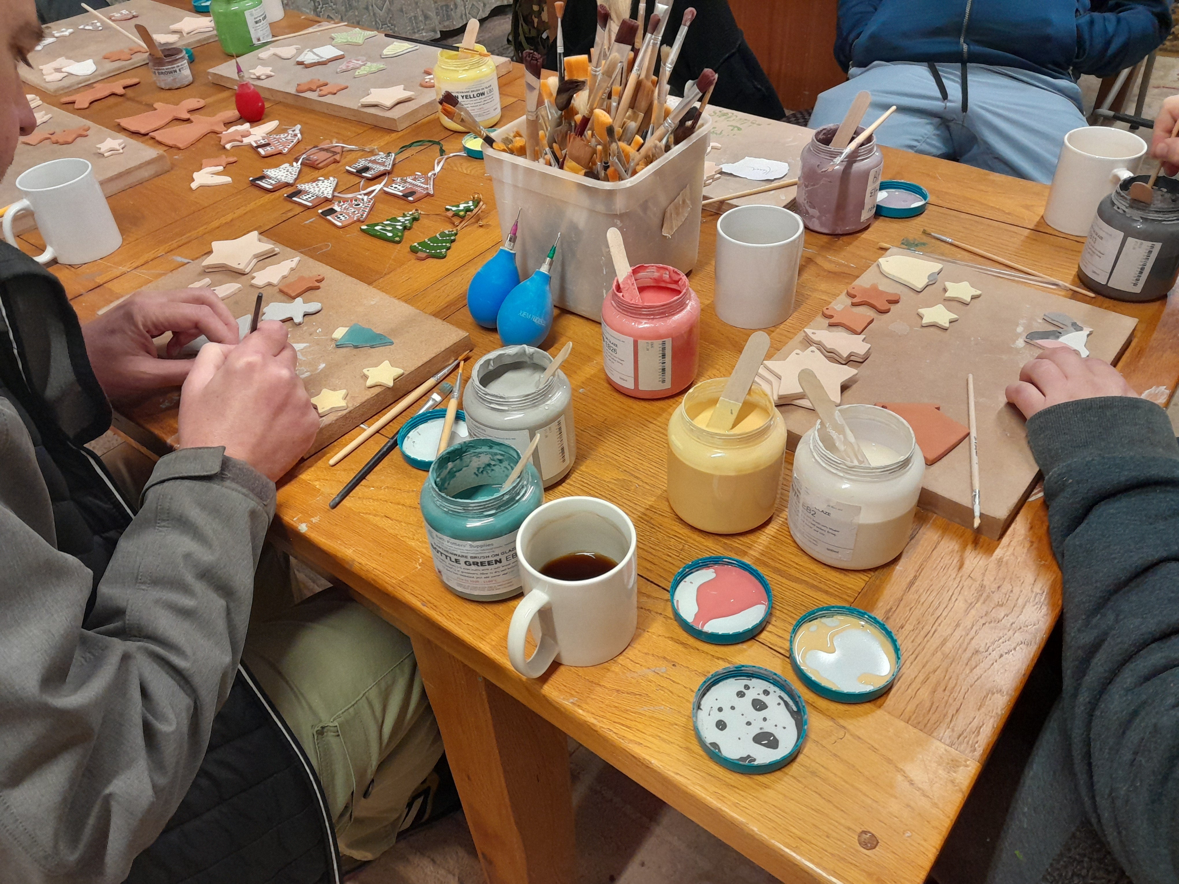 Pottery at the Hub