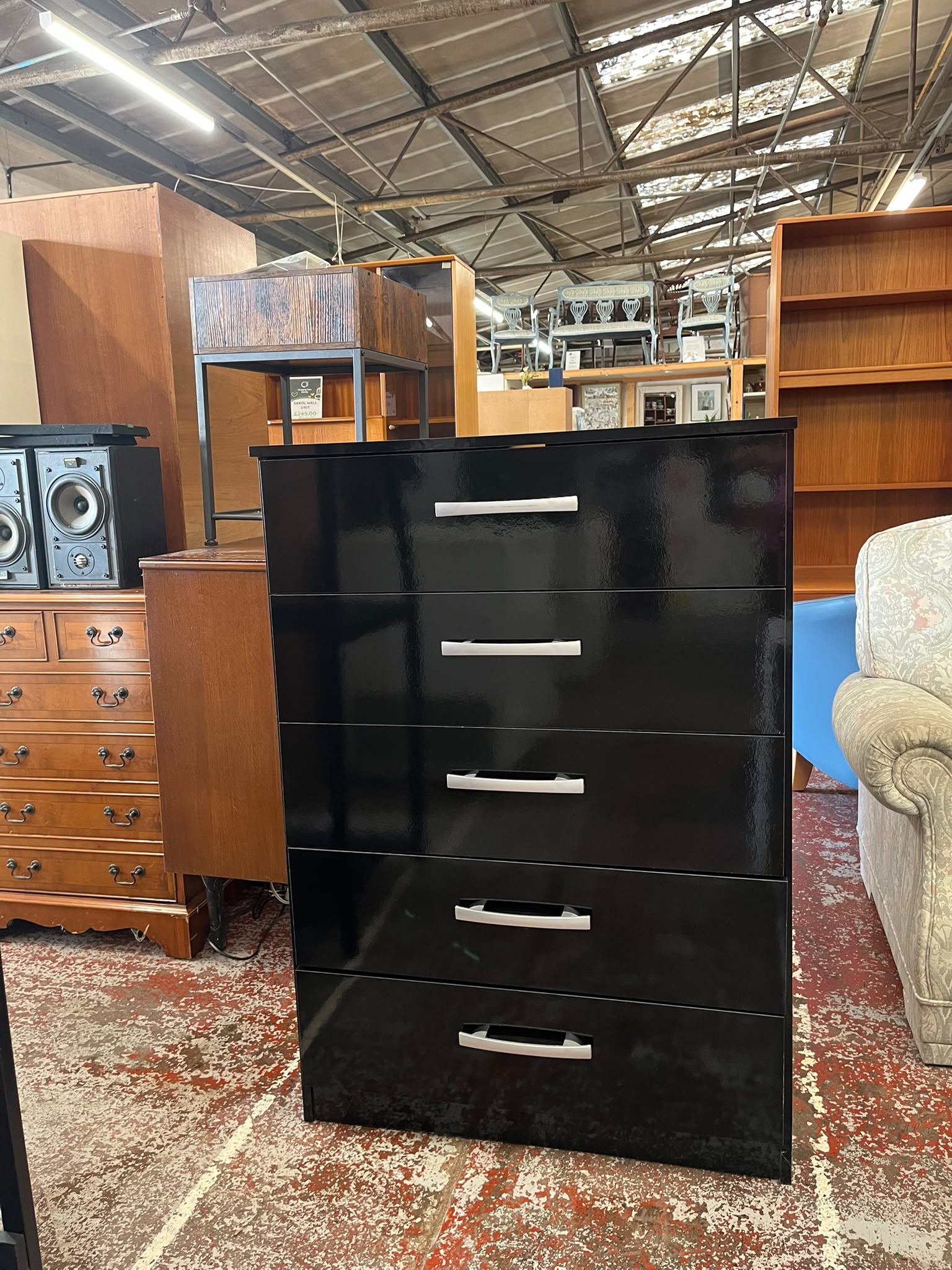Chest of Drawers