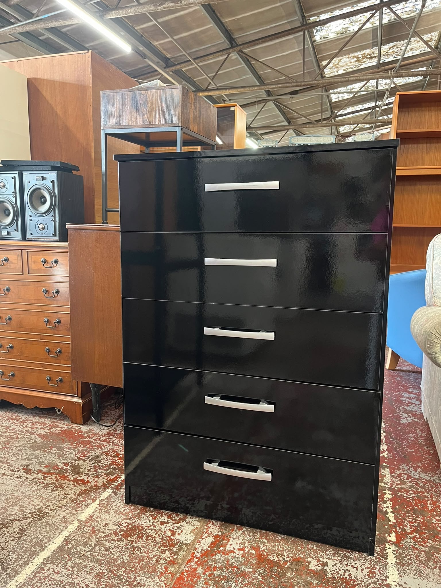 Chest of Drawers