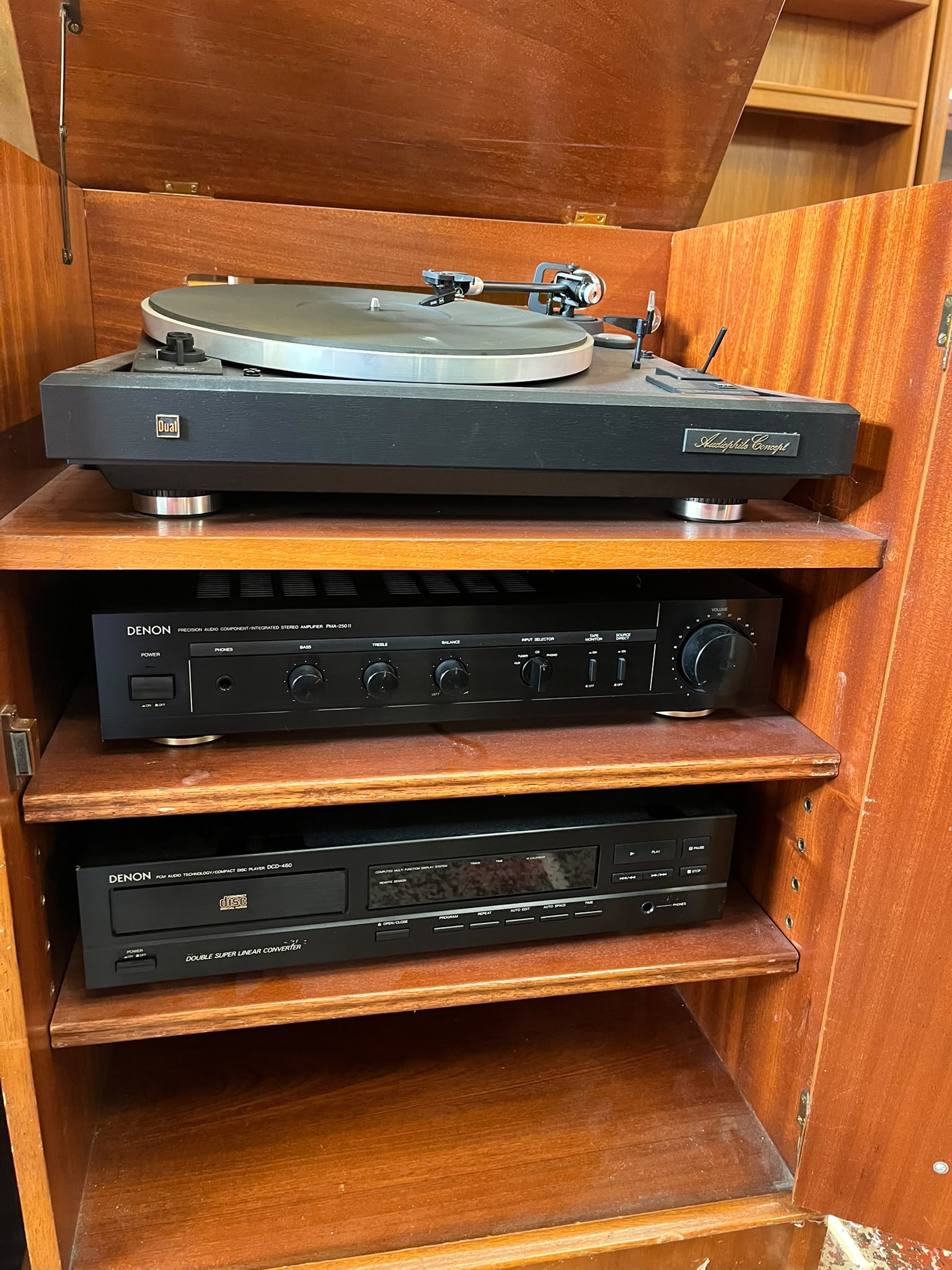 Media Centre with Stereo