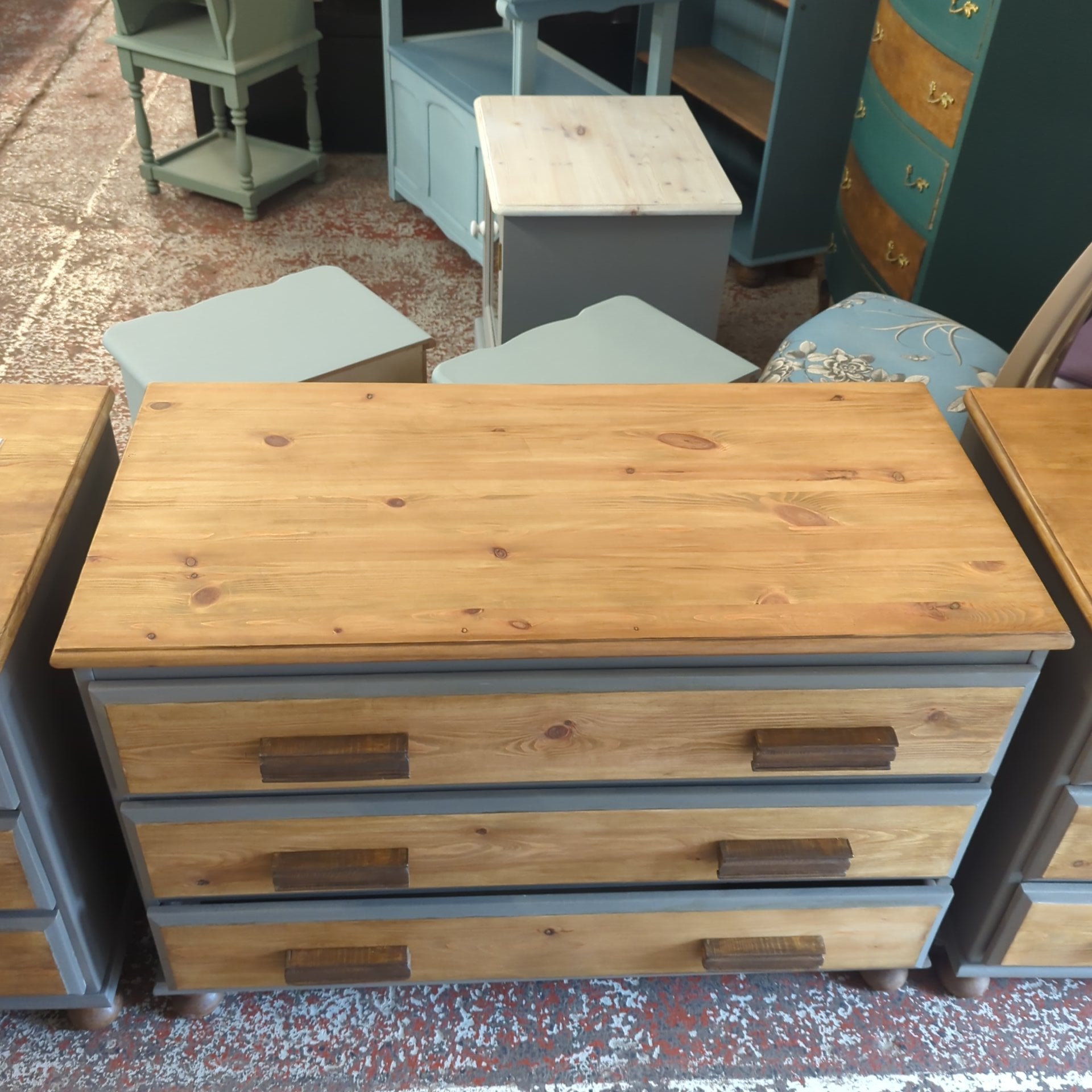 Hand Painted Bedroom Set by HMP Horfield