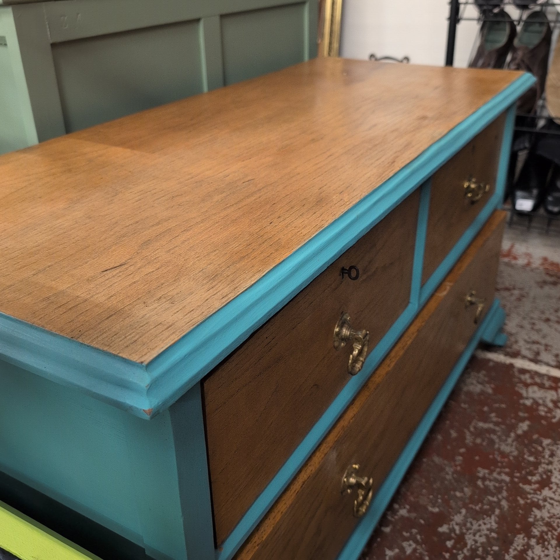 Chest of Drawers