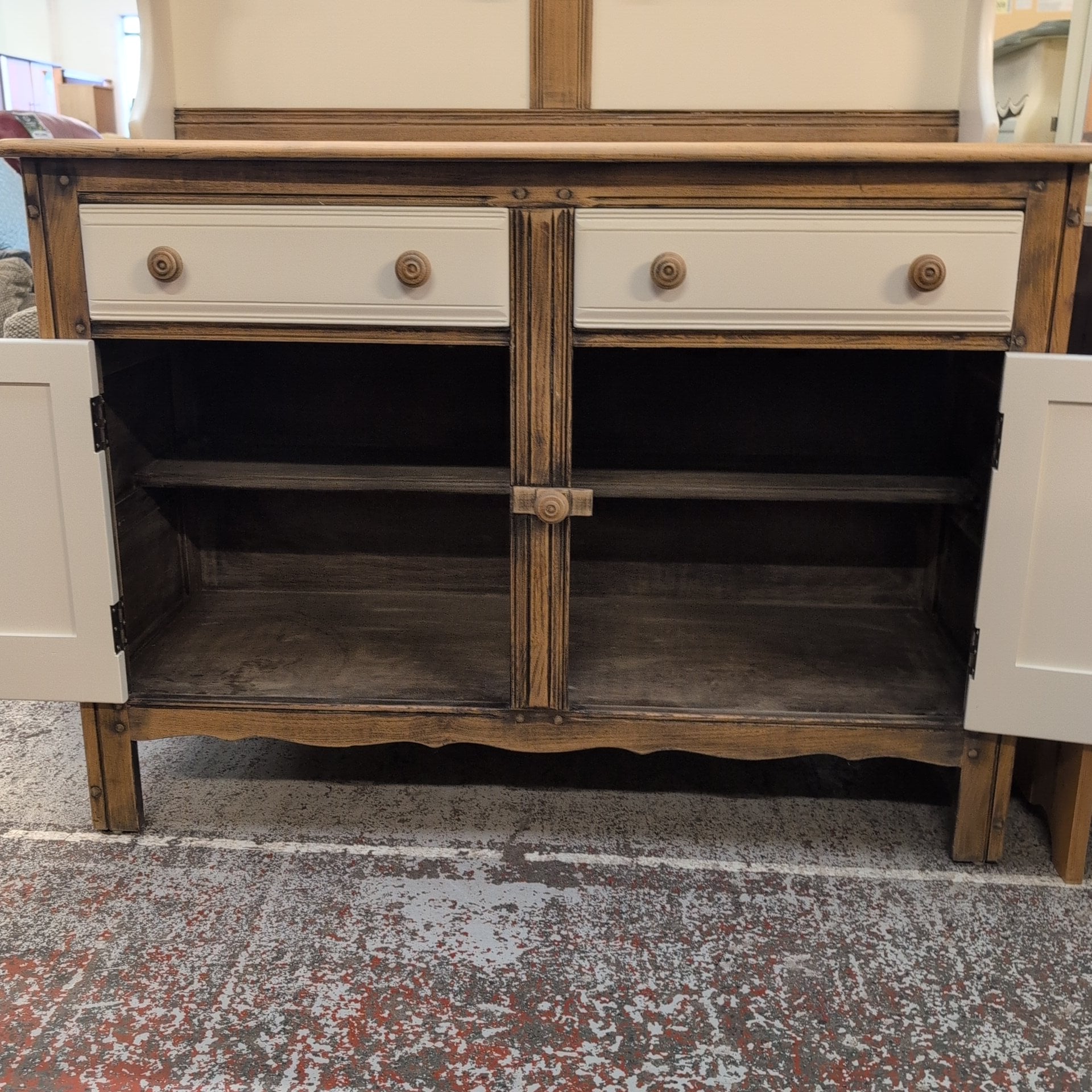 HMP Bristol Dresser