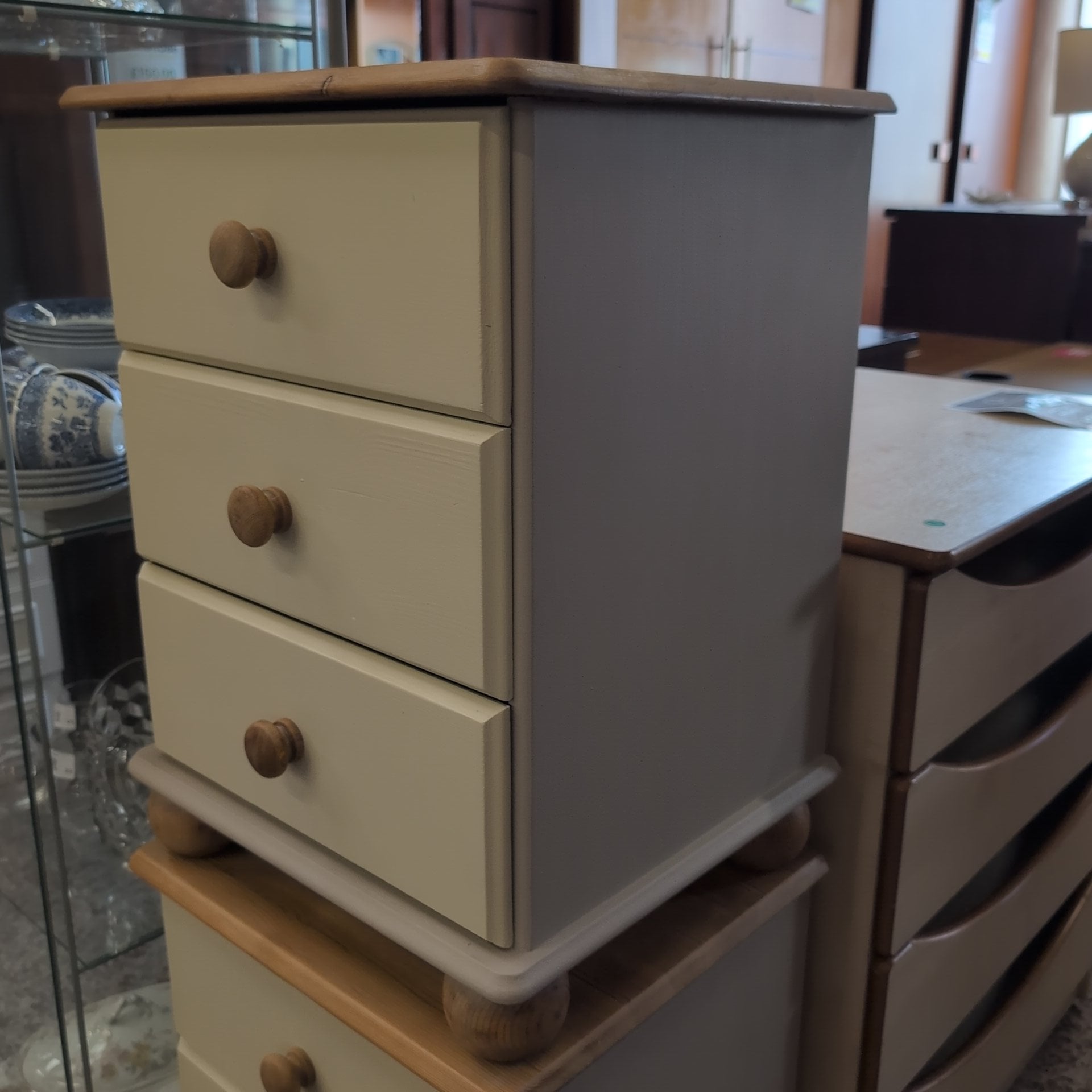 Bedside Cabinets