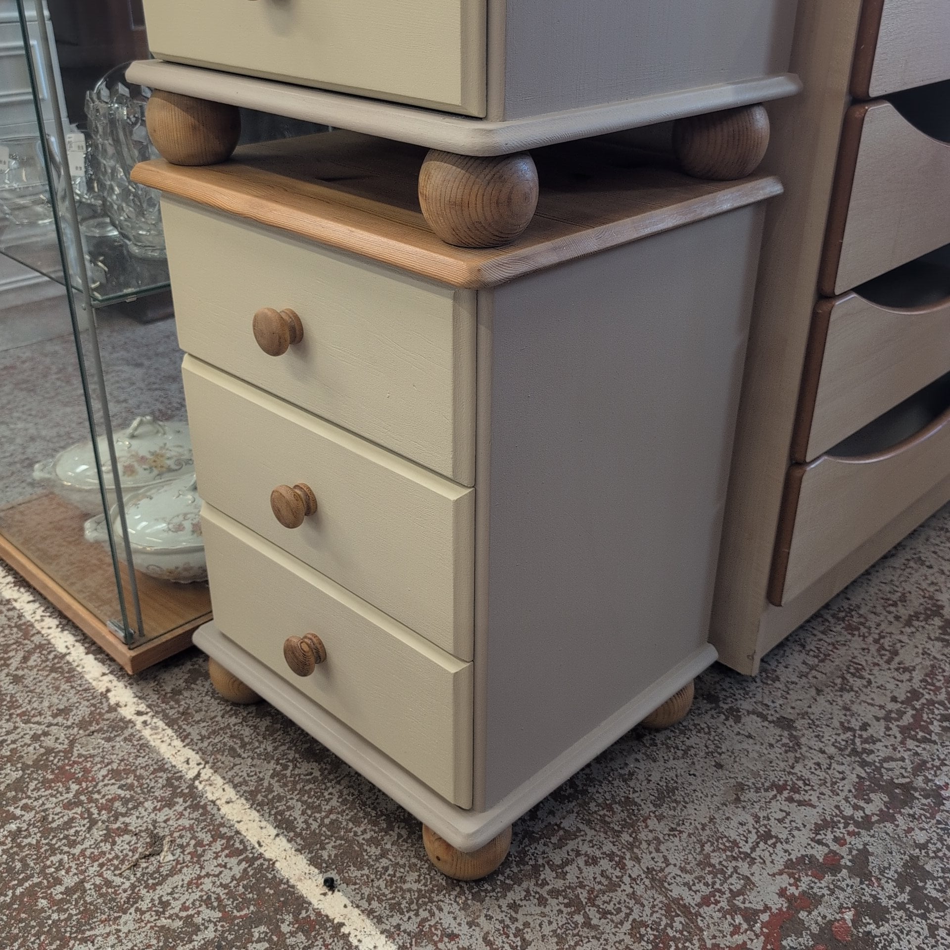 Bedside Cabinets