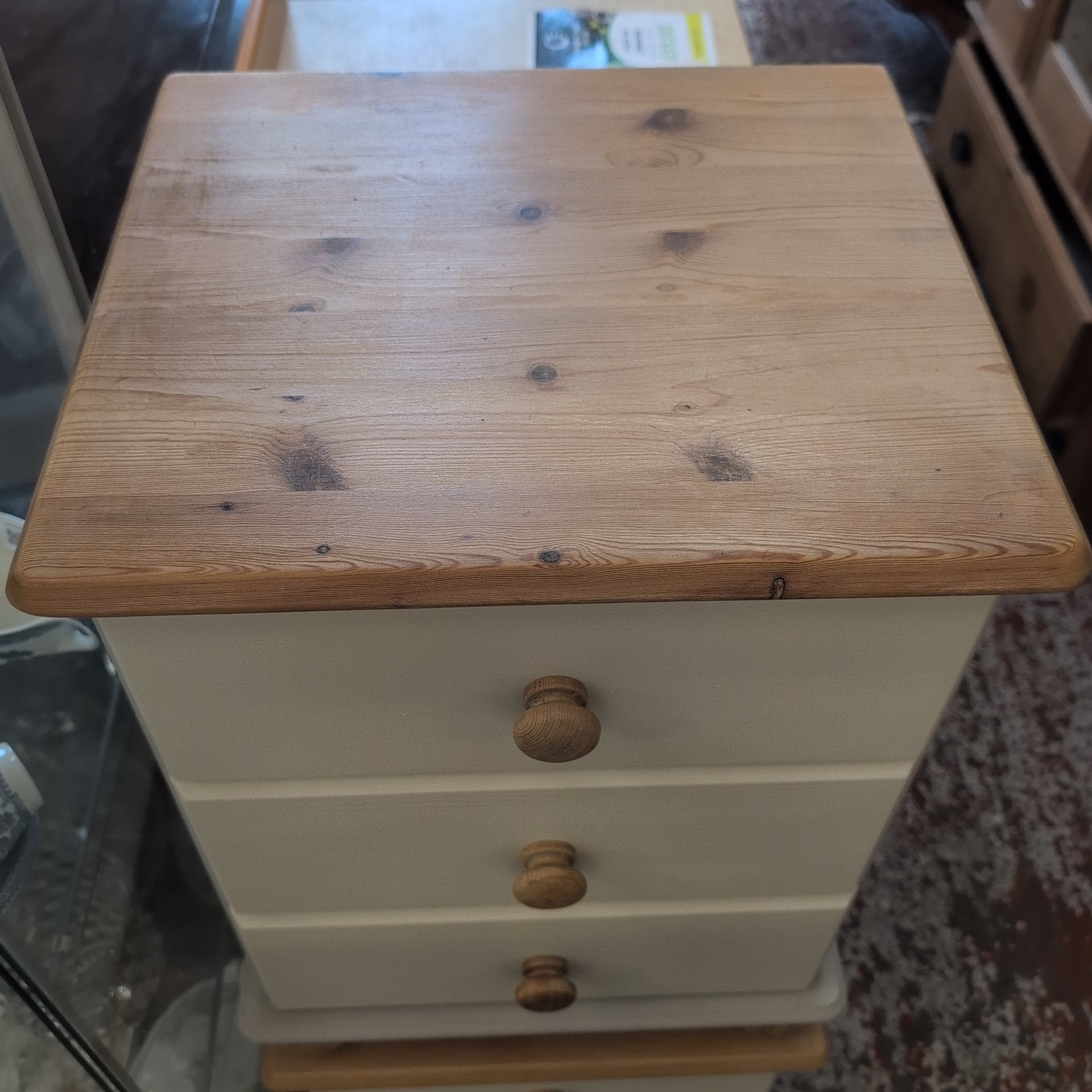 Bedside Cabinets