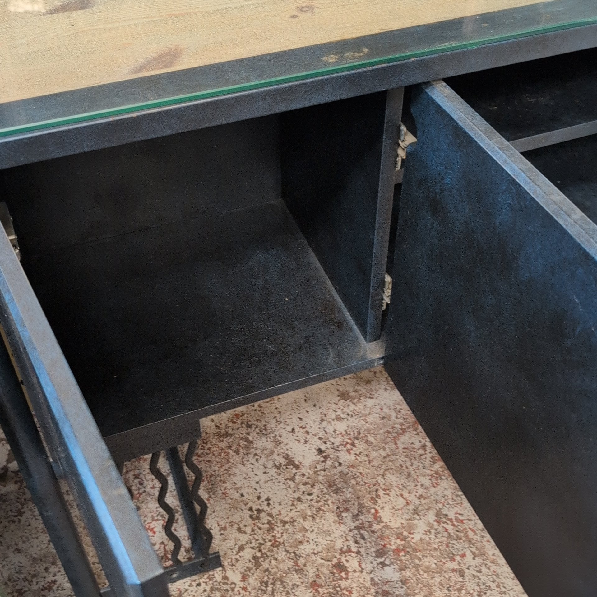 Sideboard