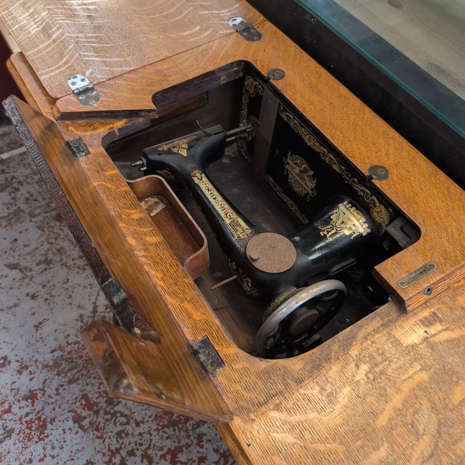 Singer Sewing Machine