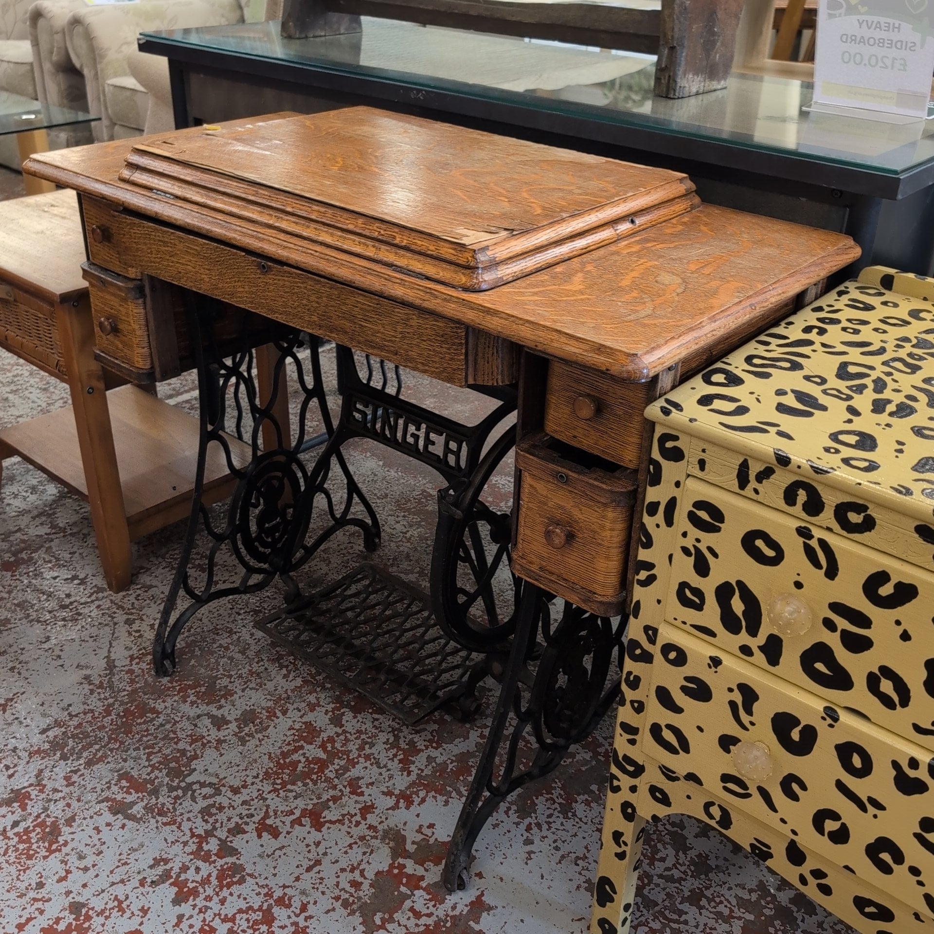 Singer Sewing Machine