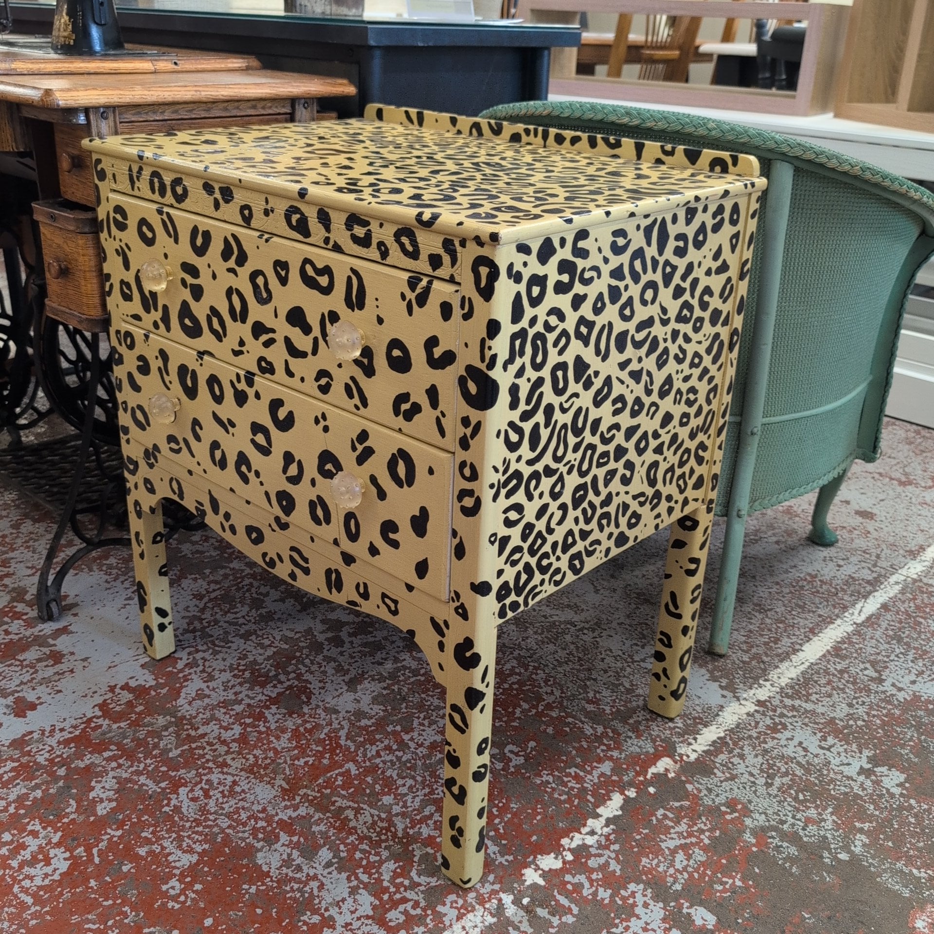 Chest of Drawers