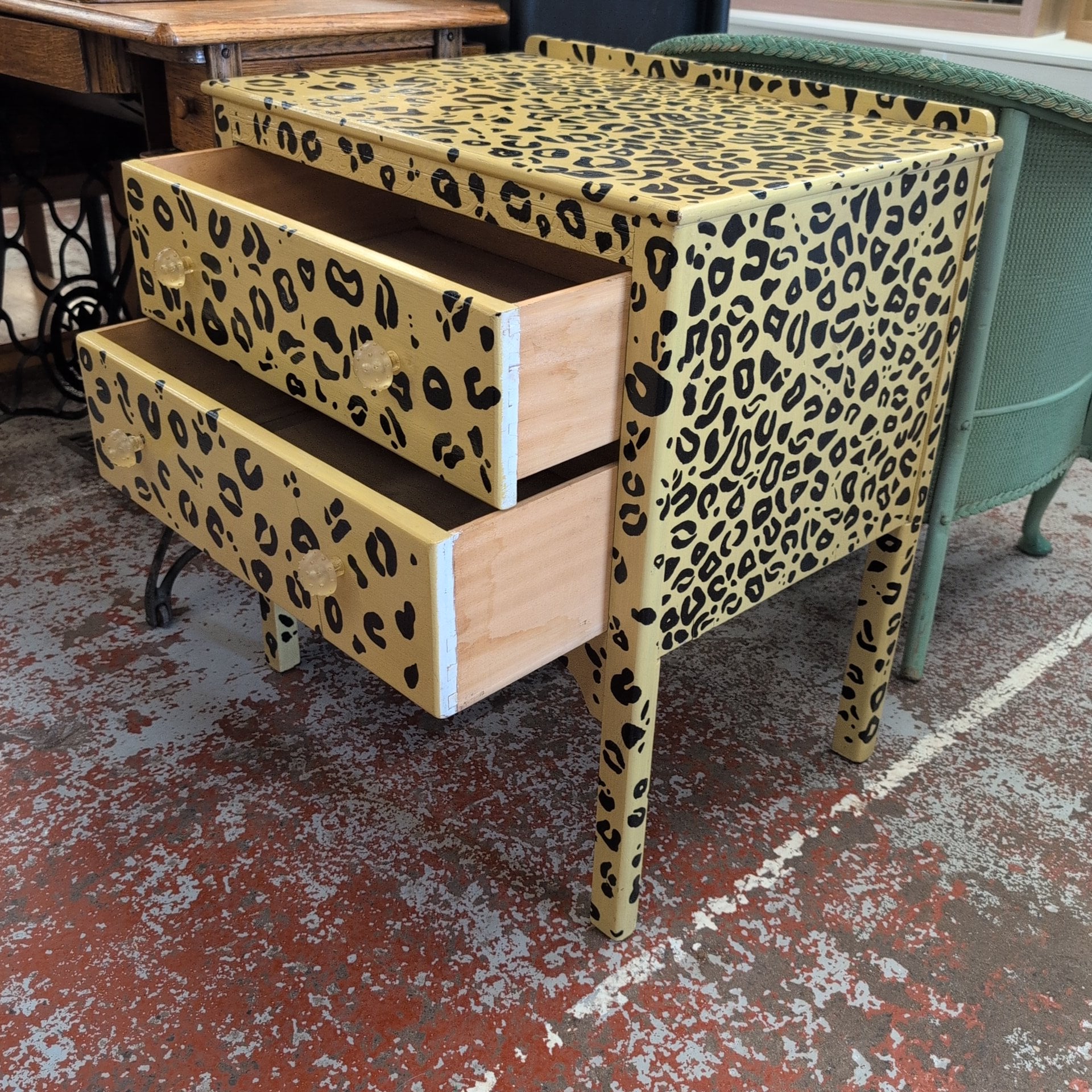 Chest of Drawers