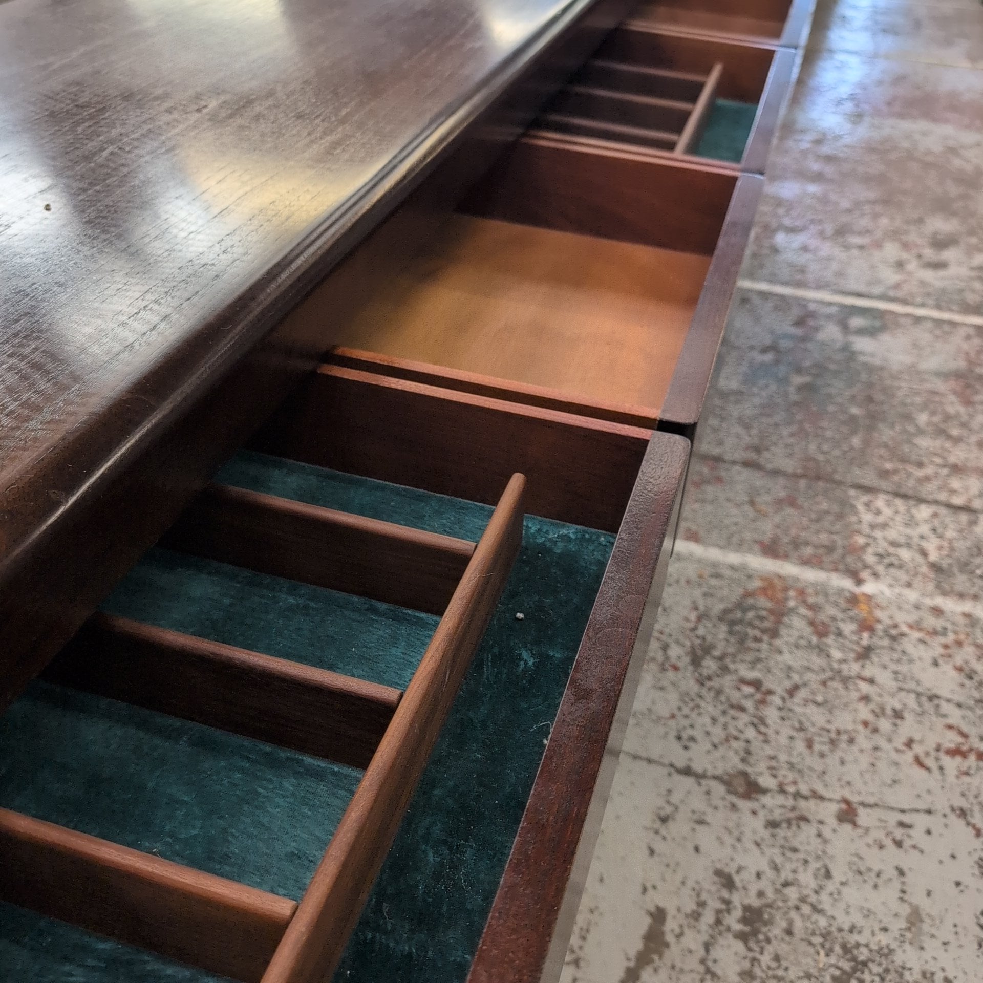 Gordon Russell Dark Oak Sideboard / Console Table