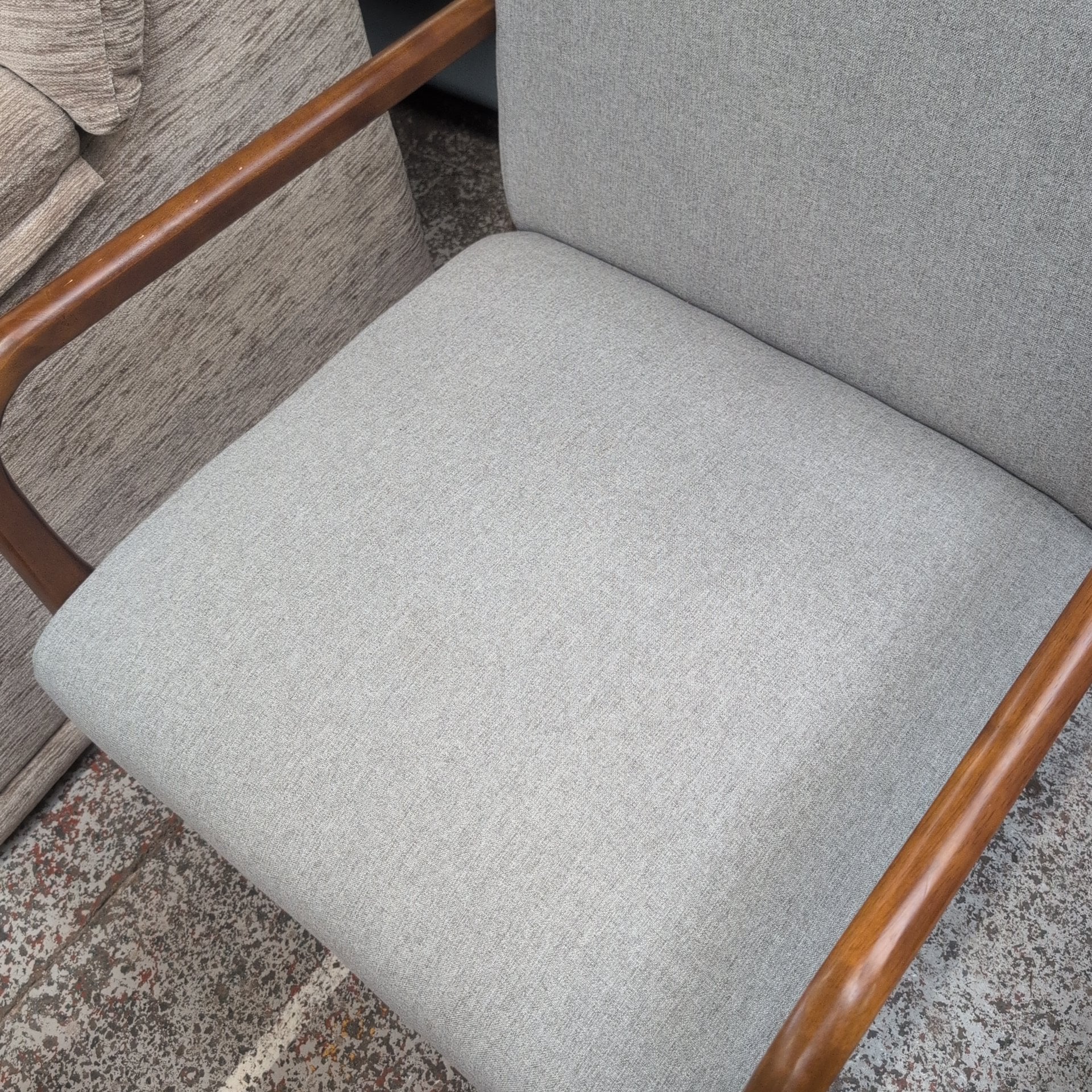 Pair of Giantex Chairs