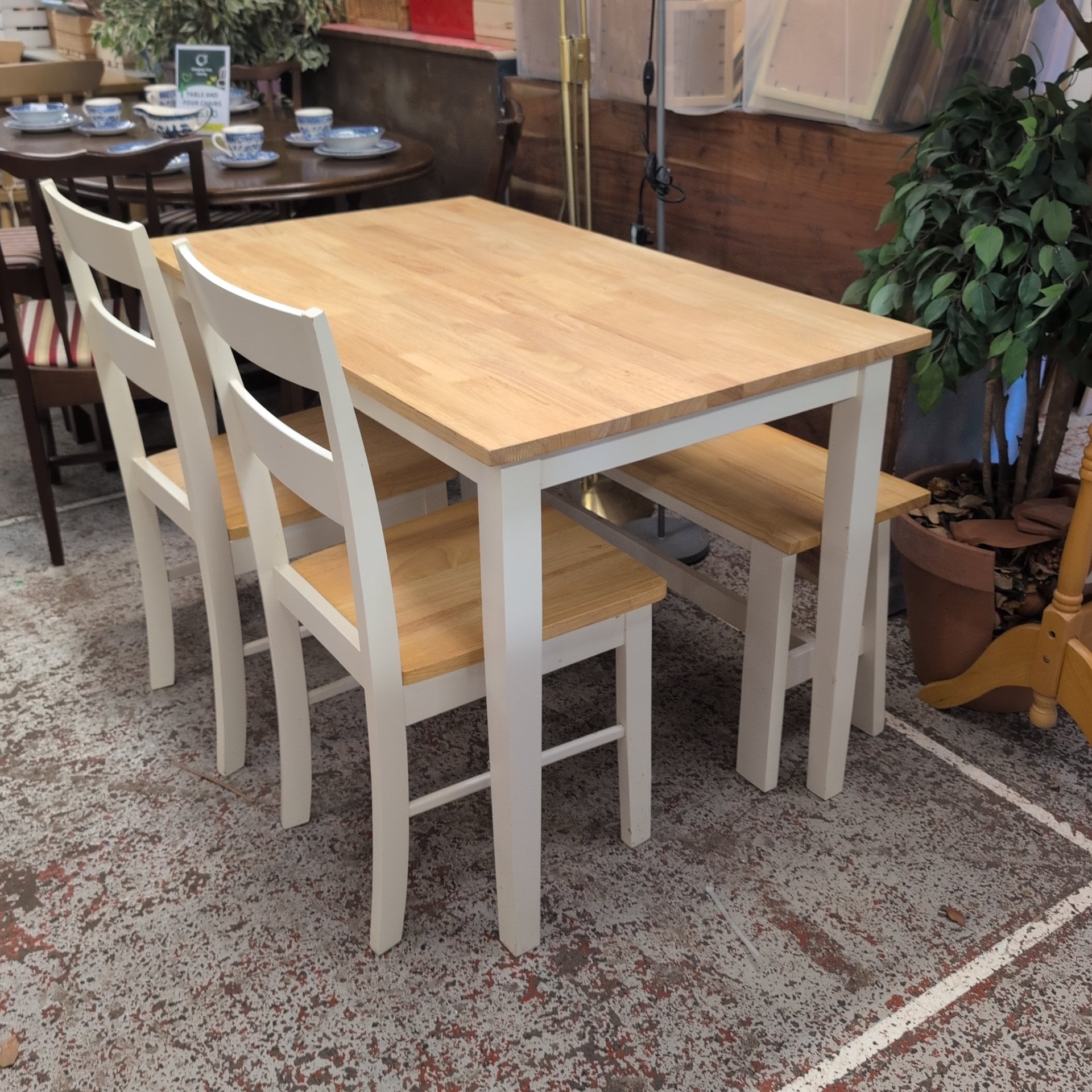 Table, Chairs & Benches