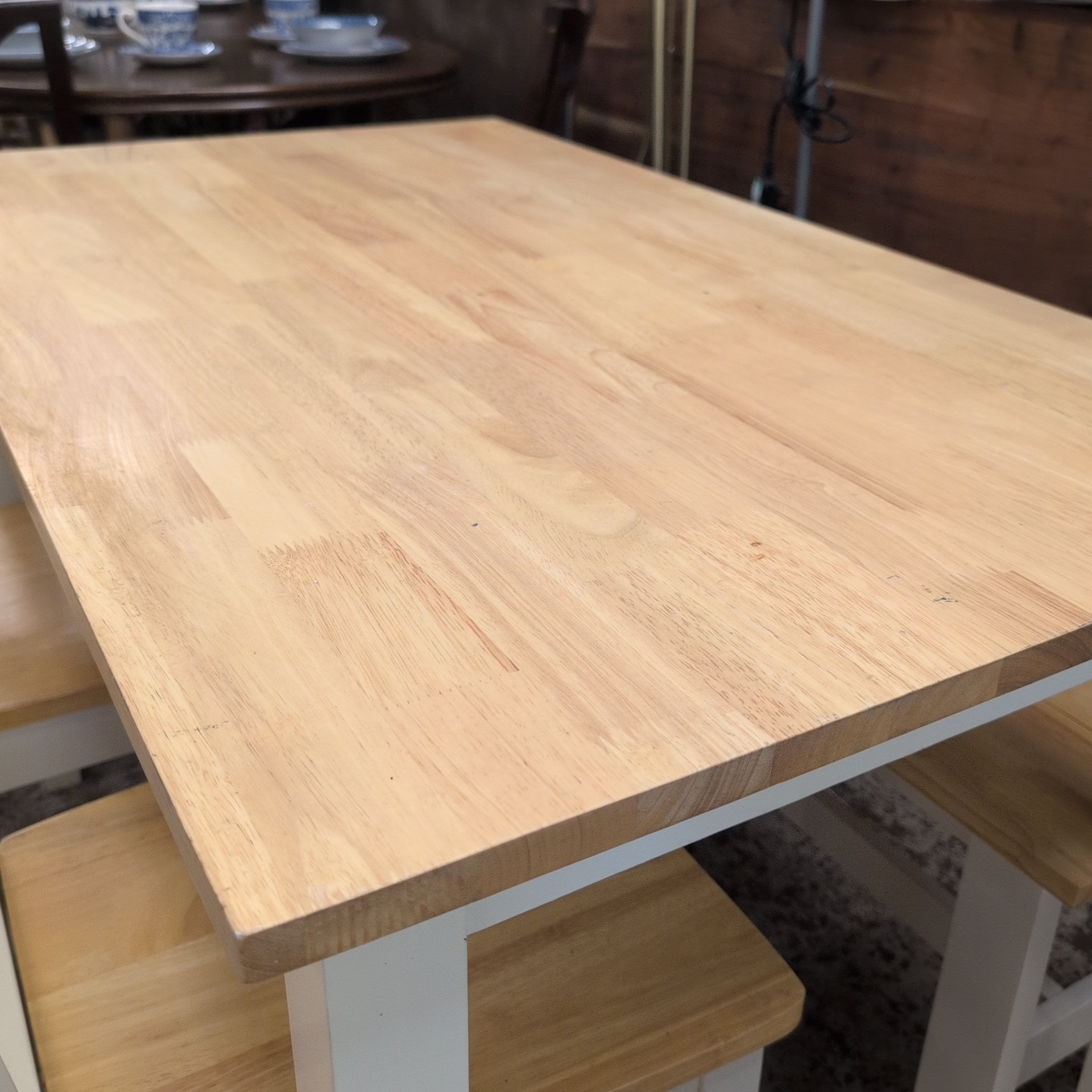 Table, Chairs & Benches
