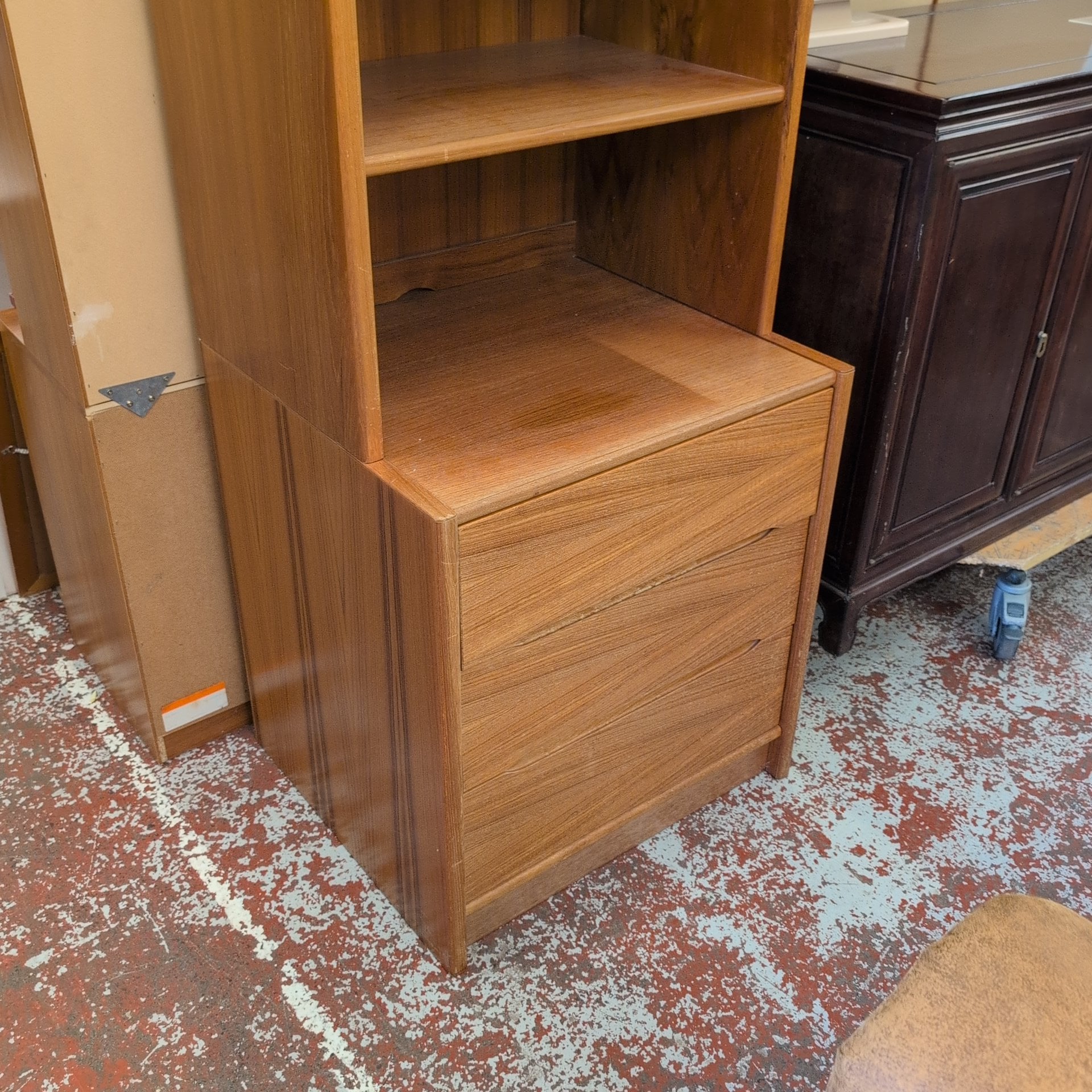 Shelving Unit