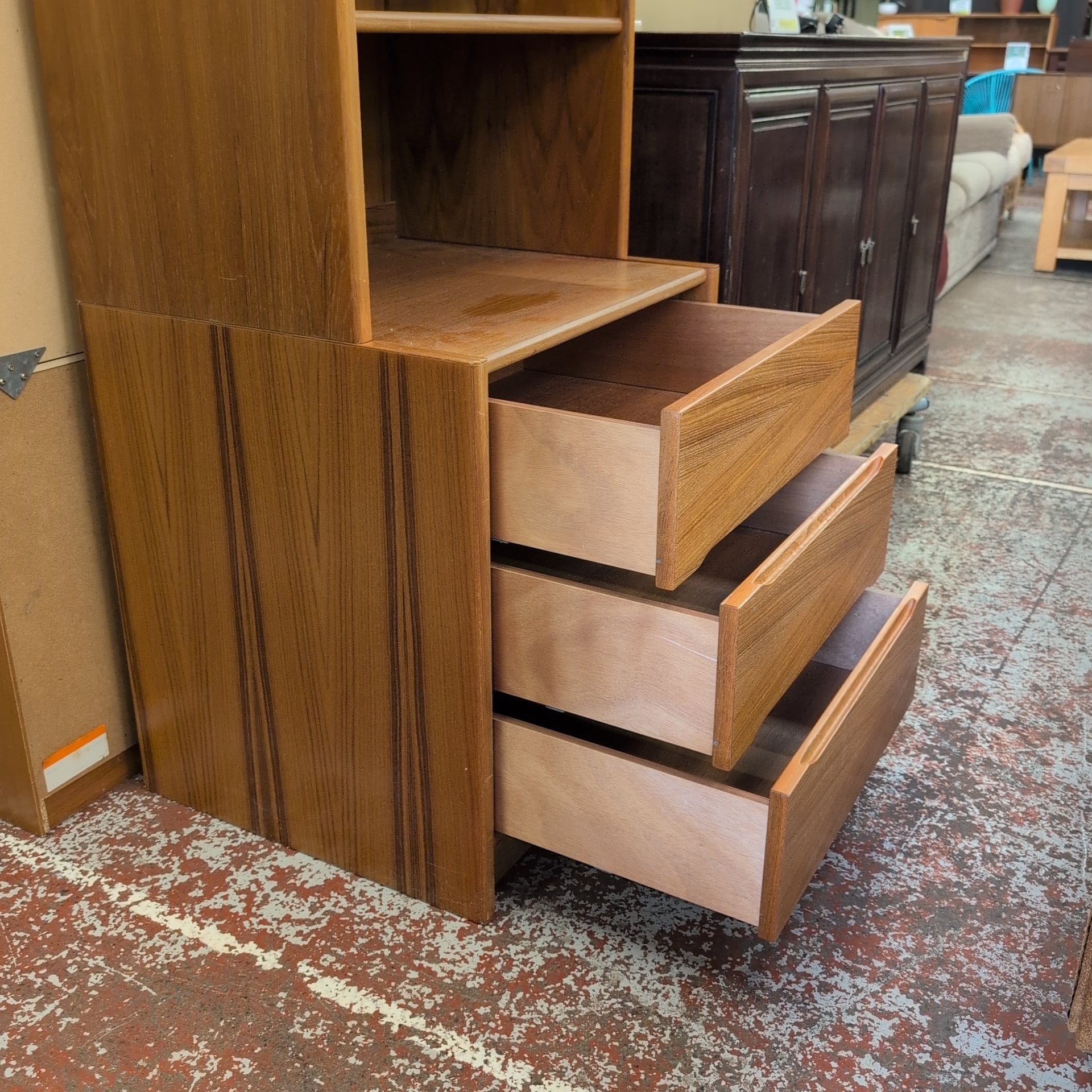 Shelving Unit