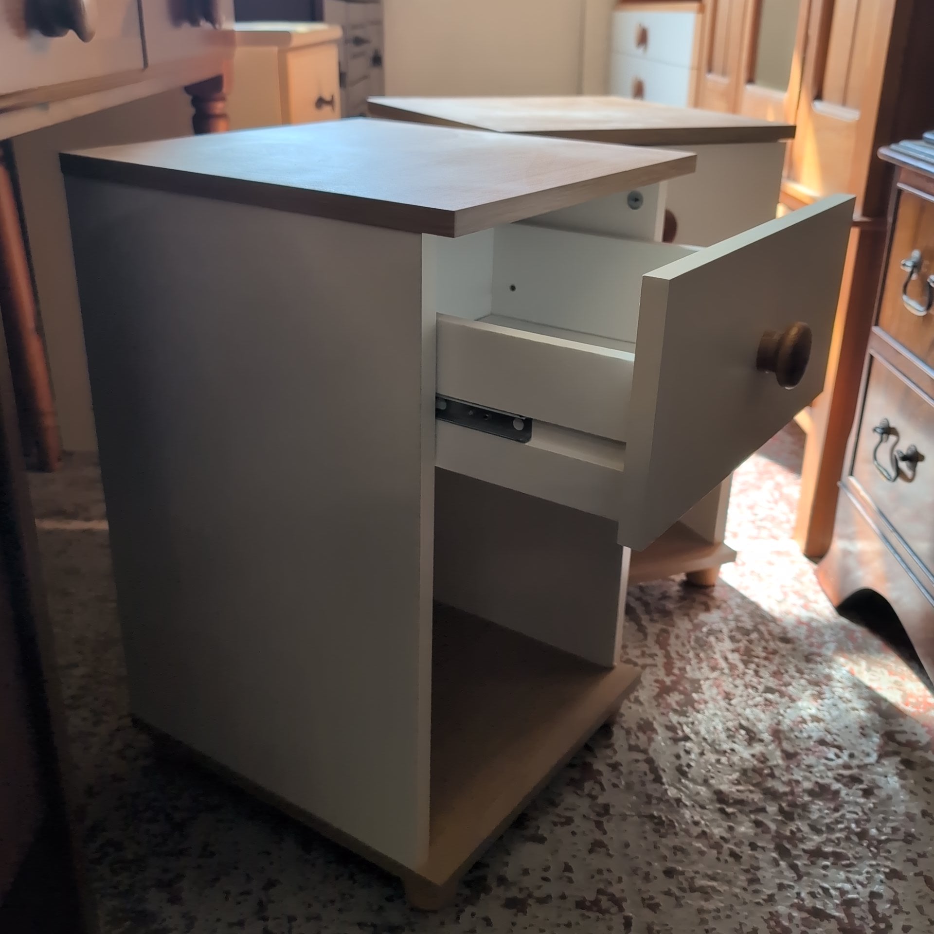 Bedside Cabinets