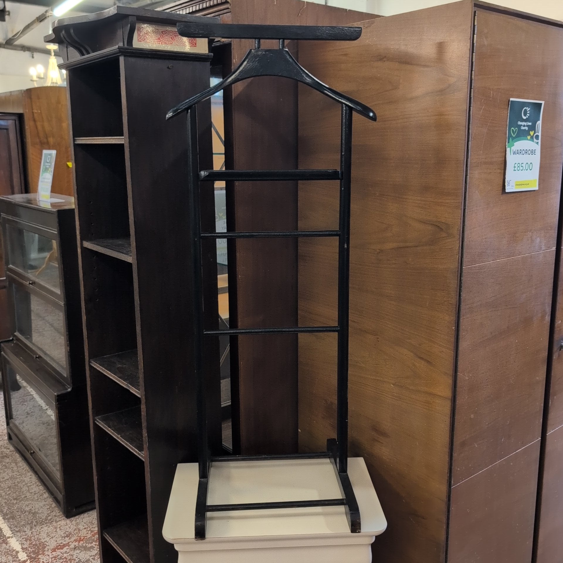 Men's Valet Stand