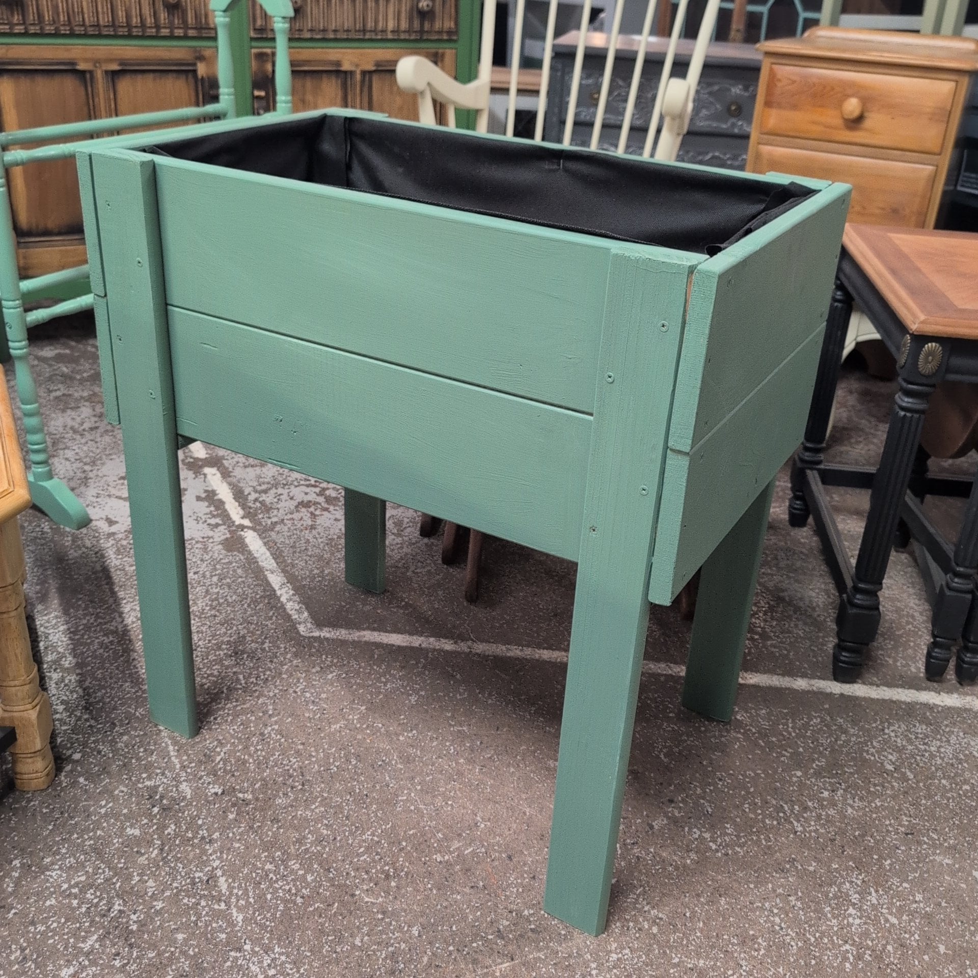 HMP Bristol Planter