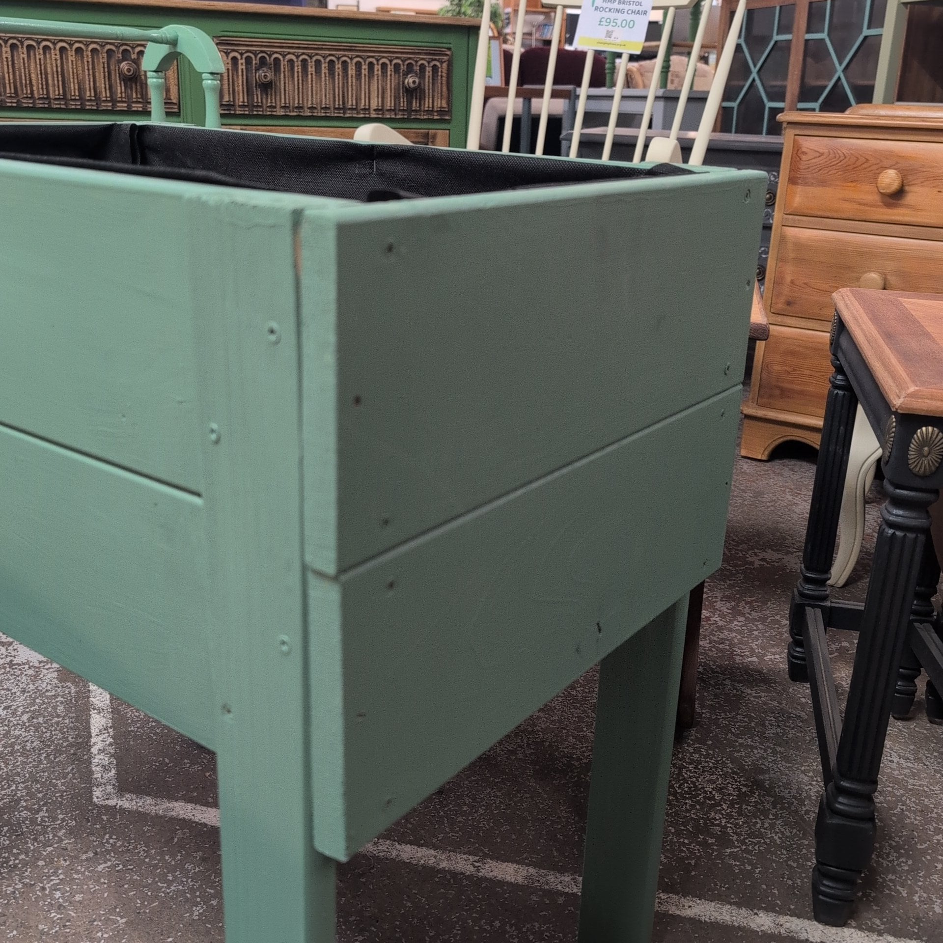 HMP Bristol Planter