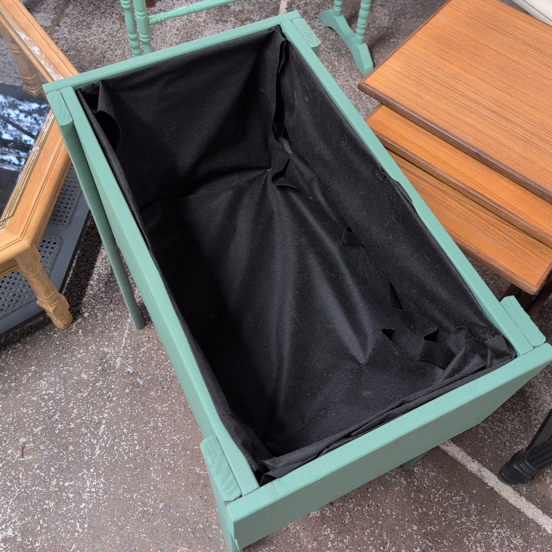 HMP Bristol Planter
