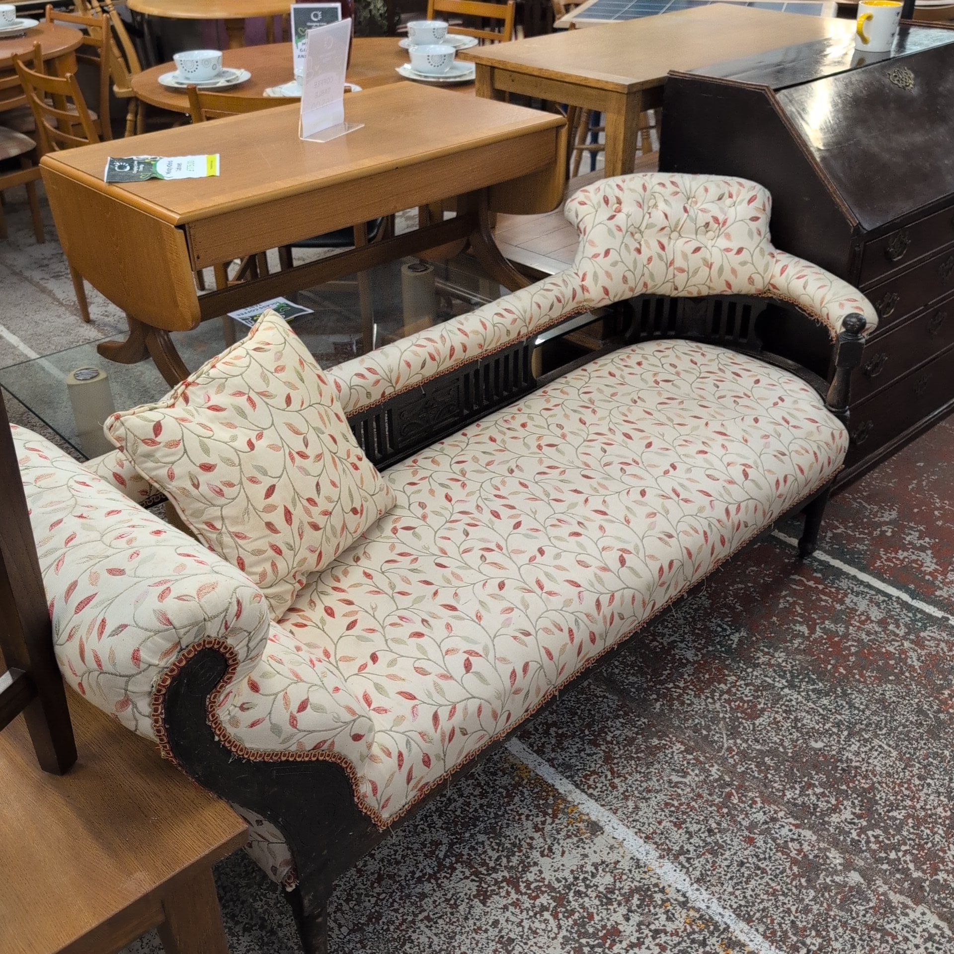 Chaise Lounge