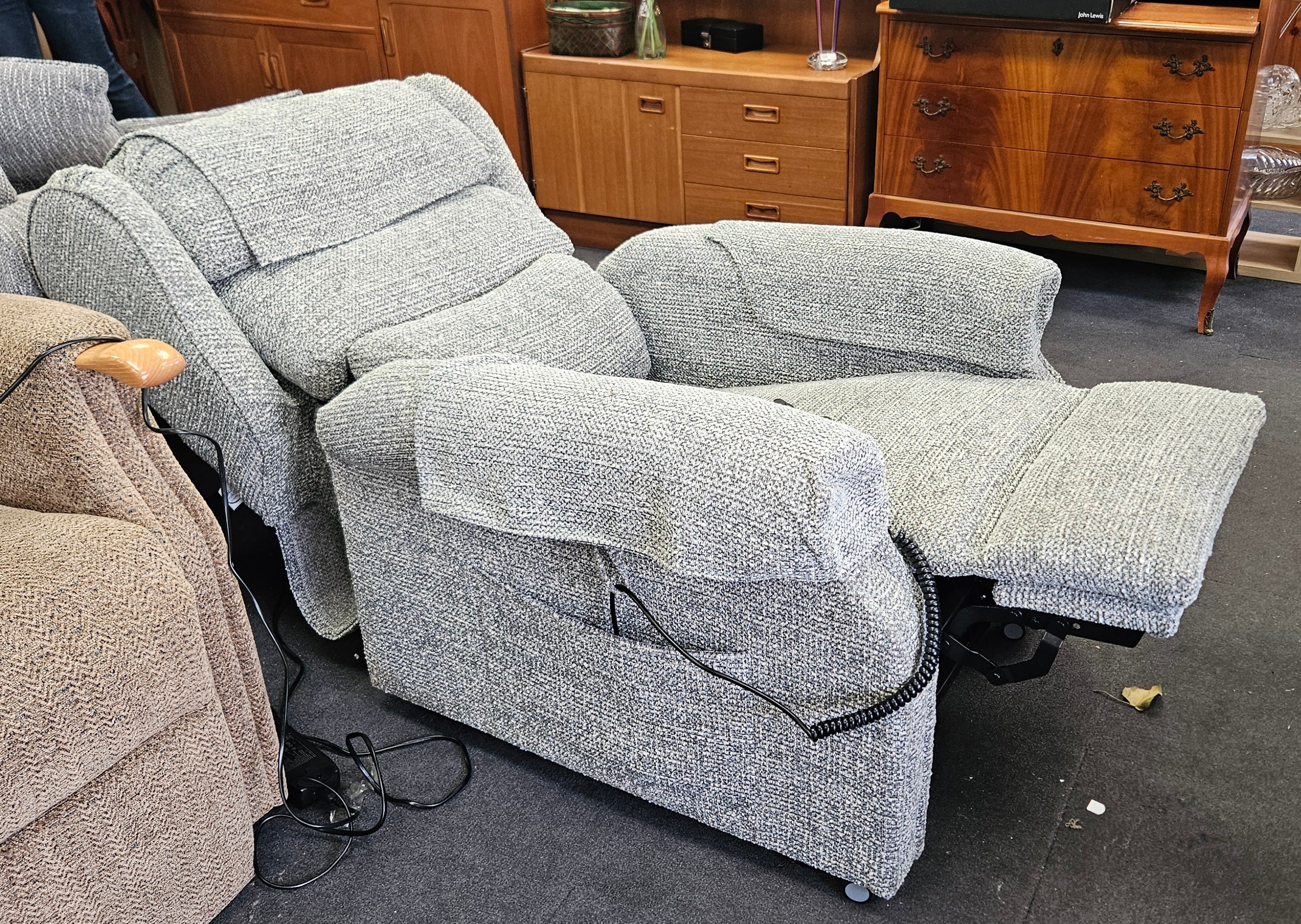 Rise & Recline Chair