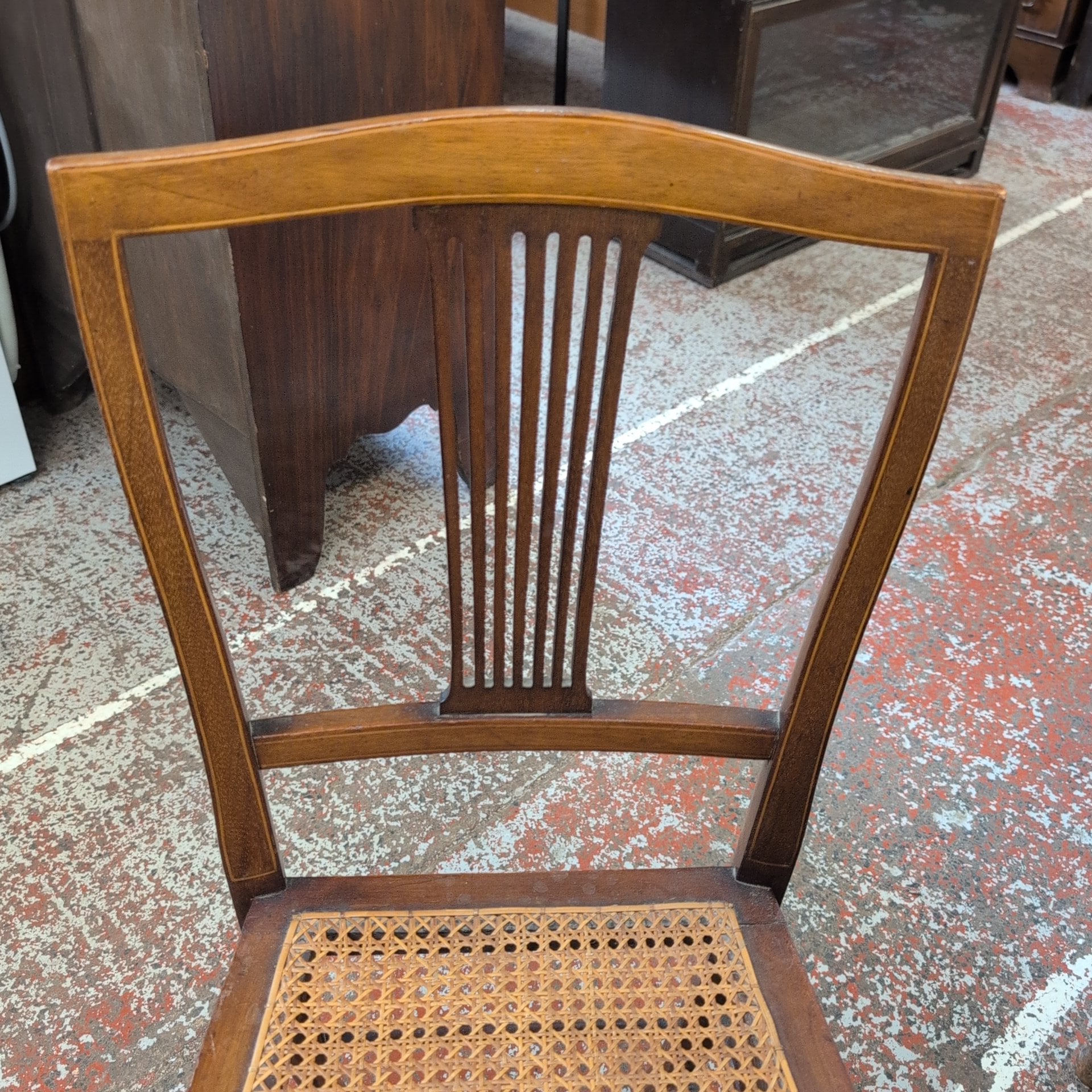 Table & Chairs