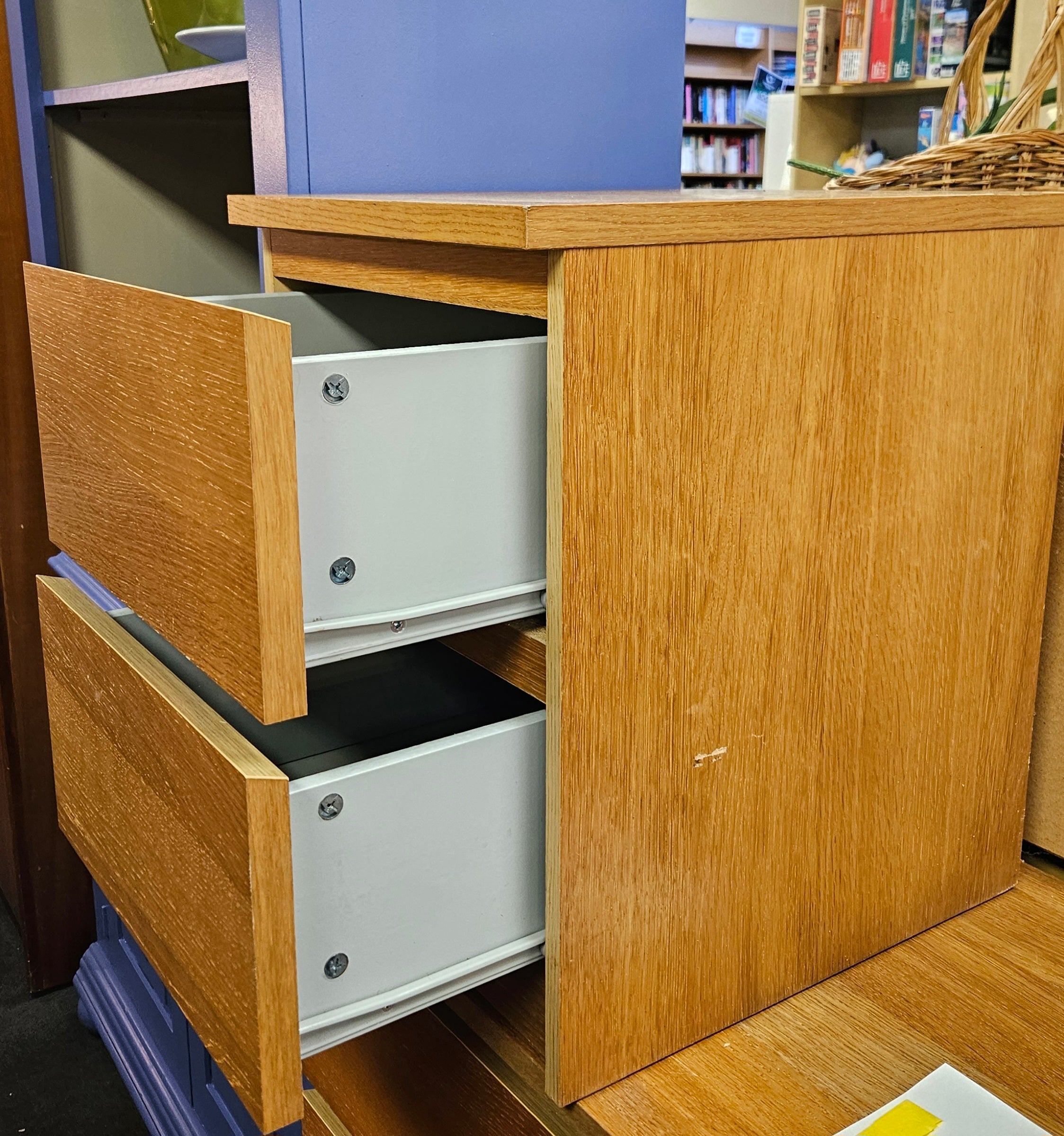 Bedside cabinet