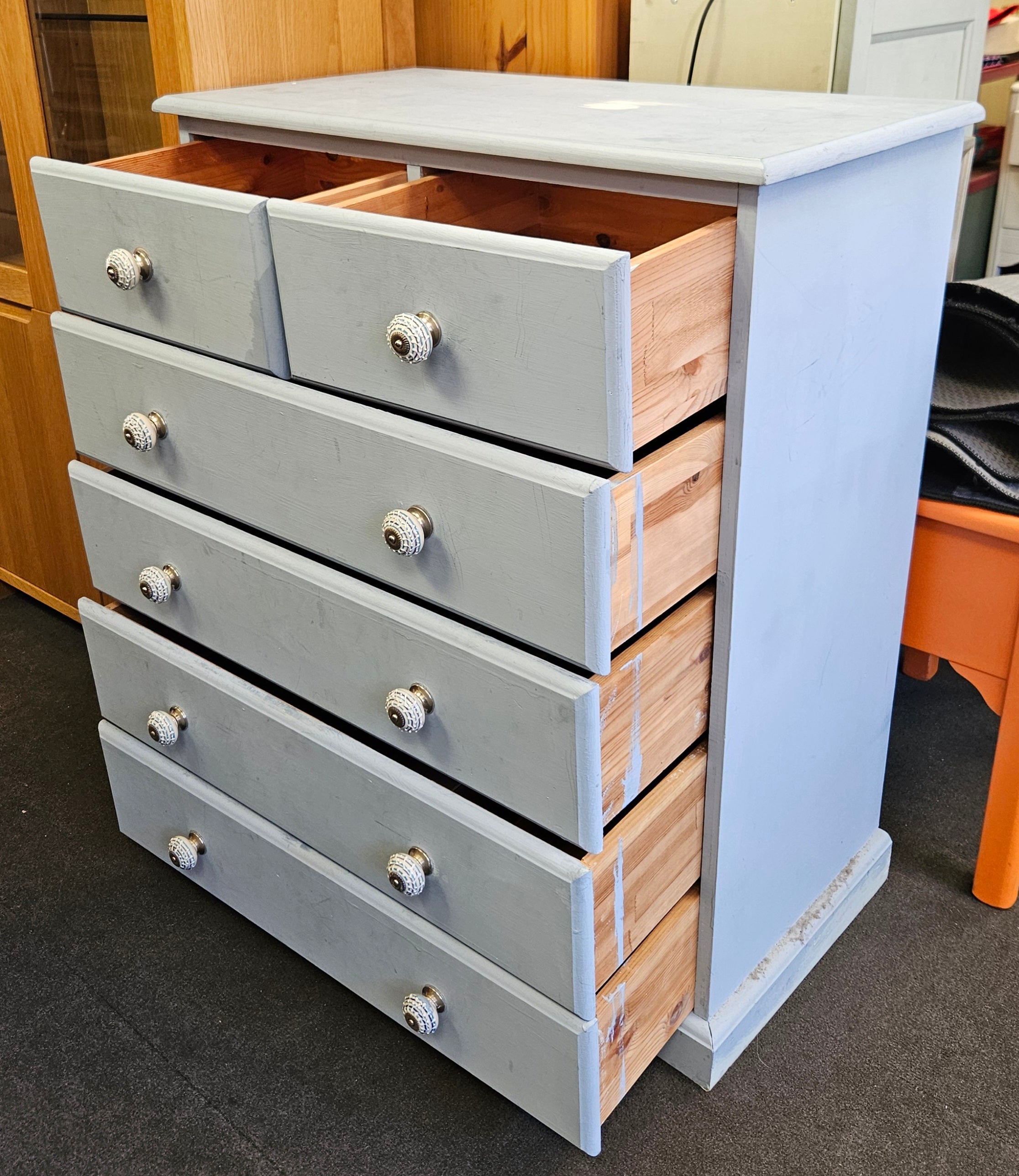 Painted chest of drawers