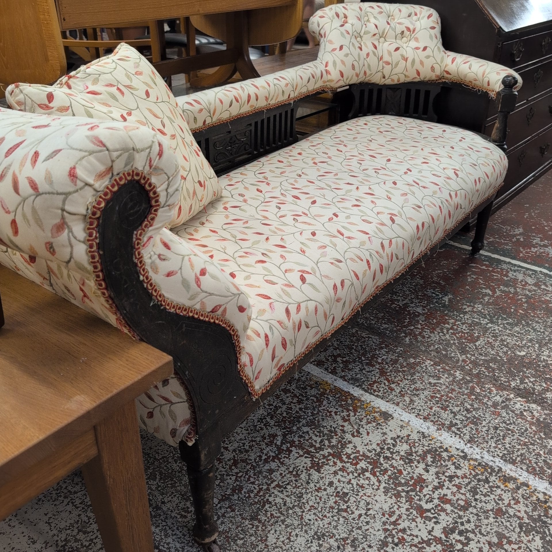 Chaise Lounge