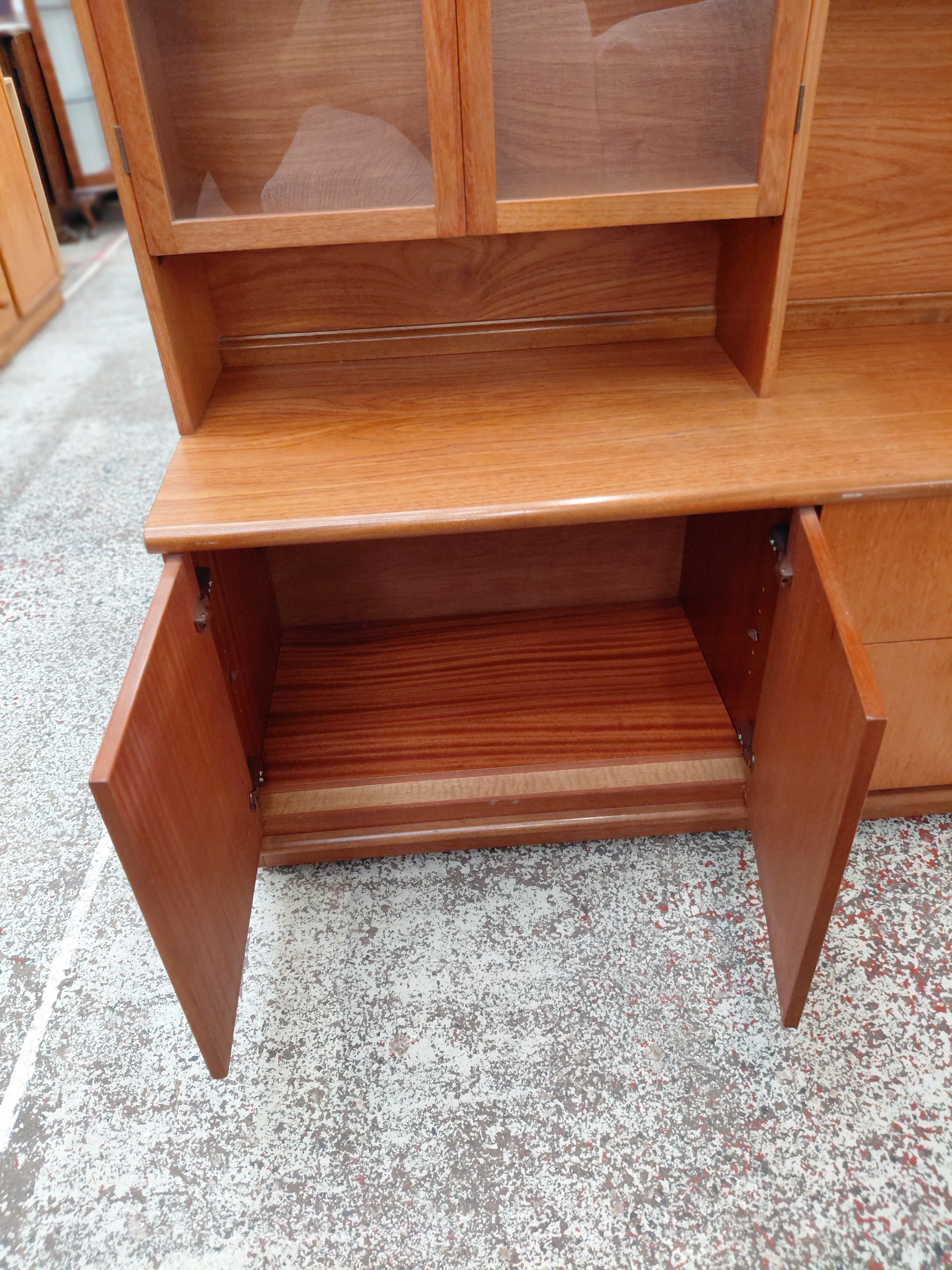 Wall Unit