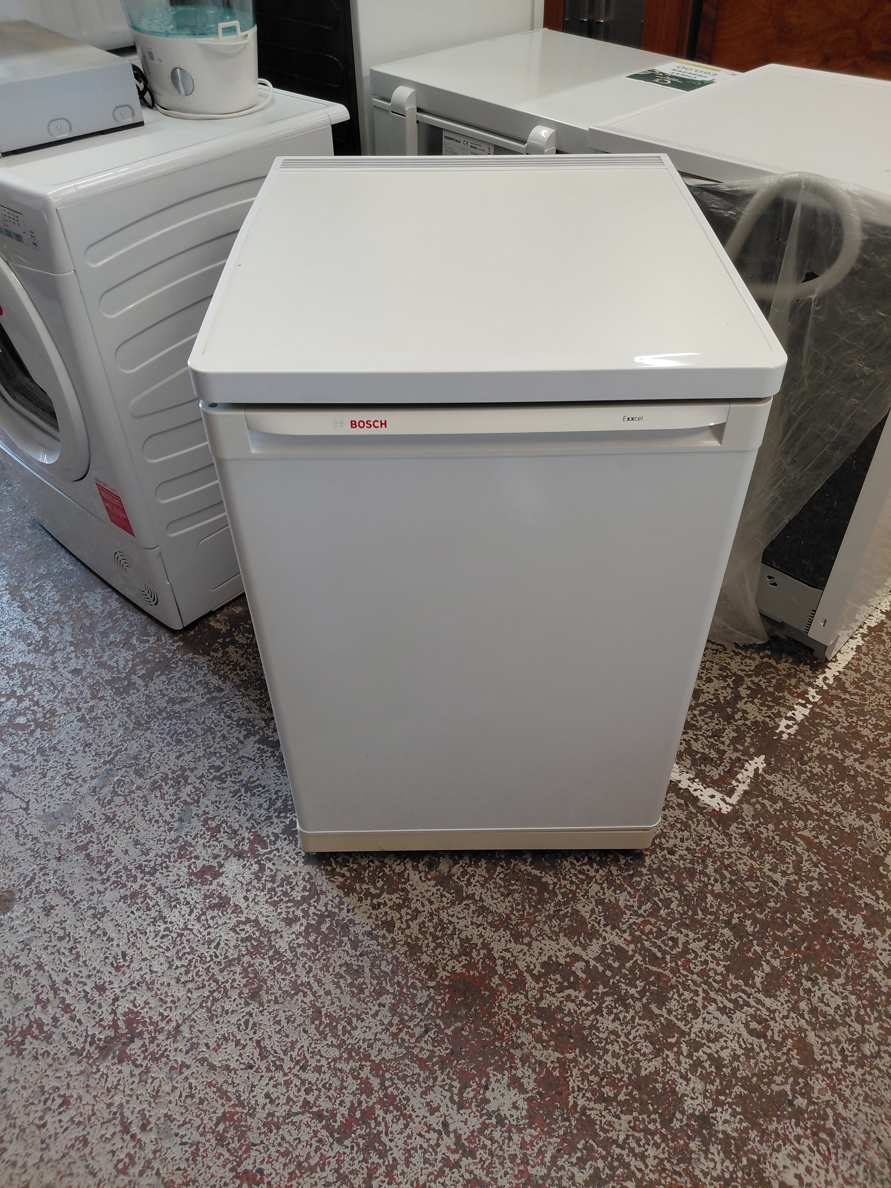 Bosch Under Counter Fridge