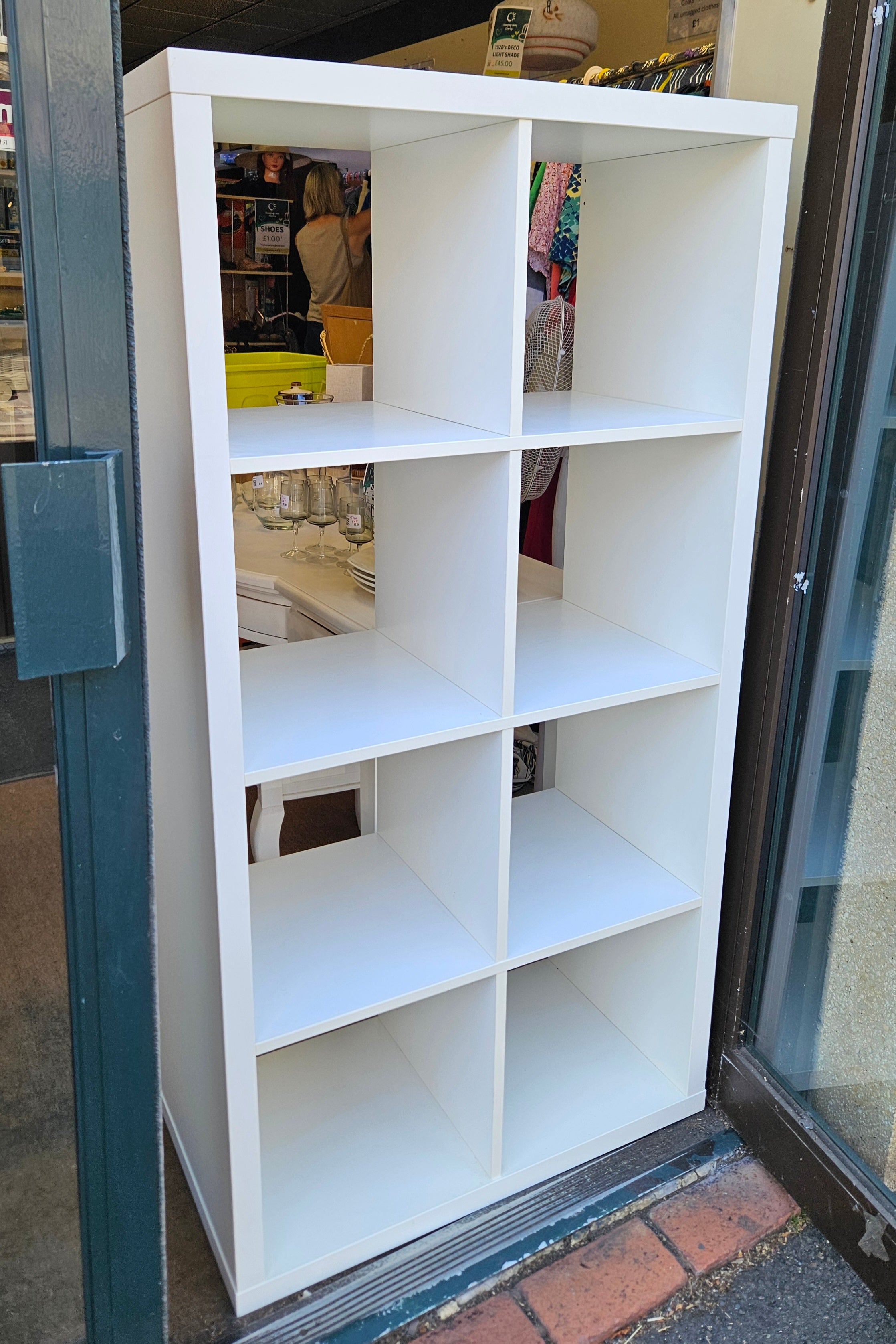Cube storage unit