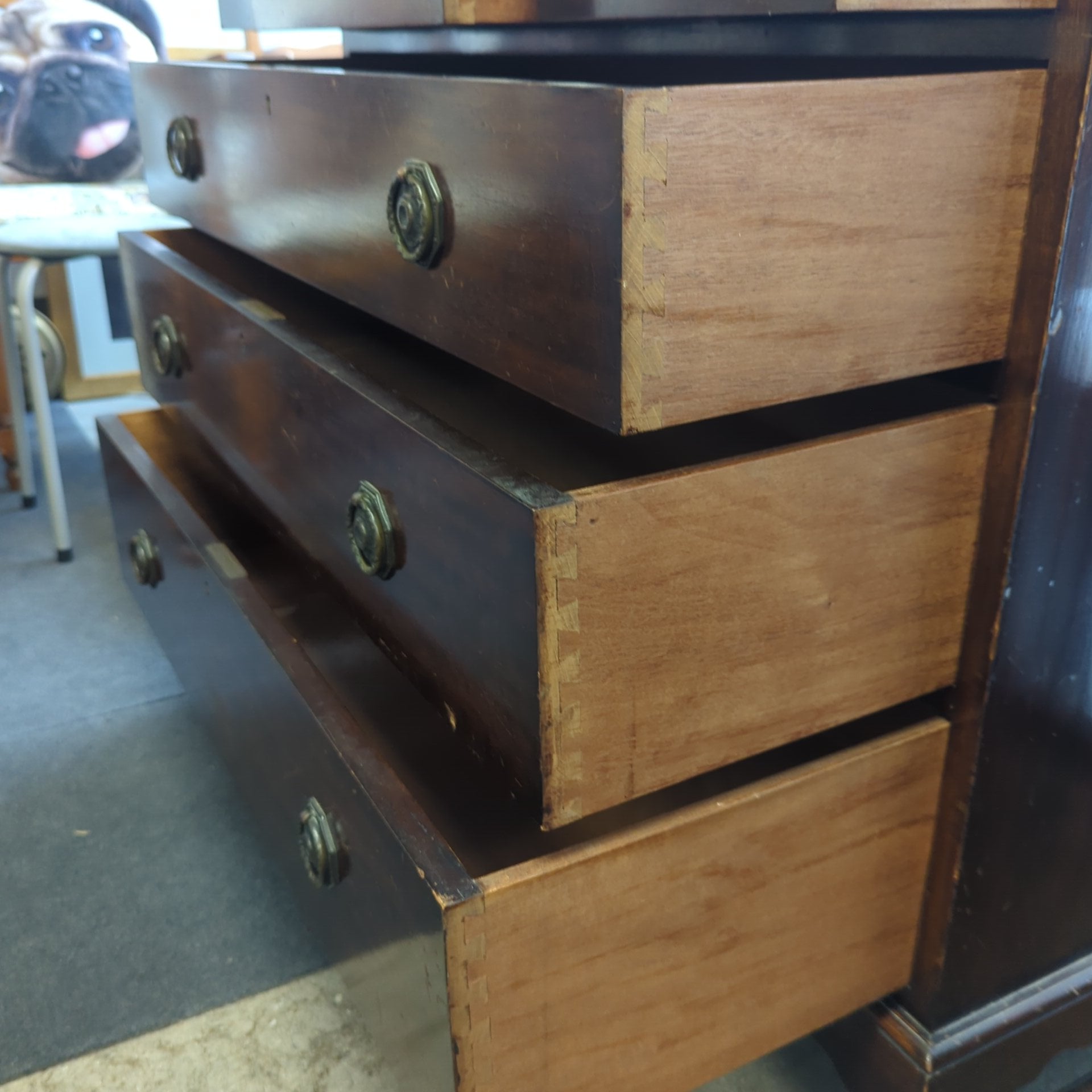 Chest of Drawers