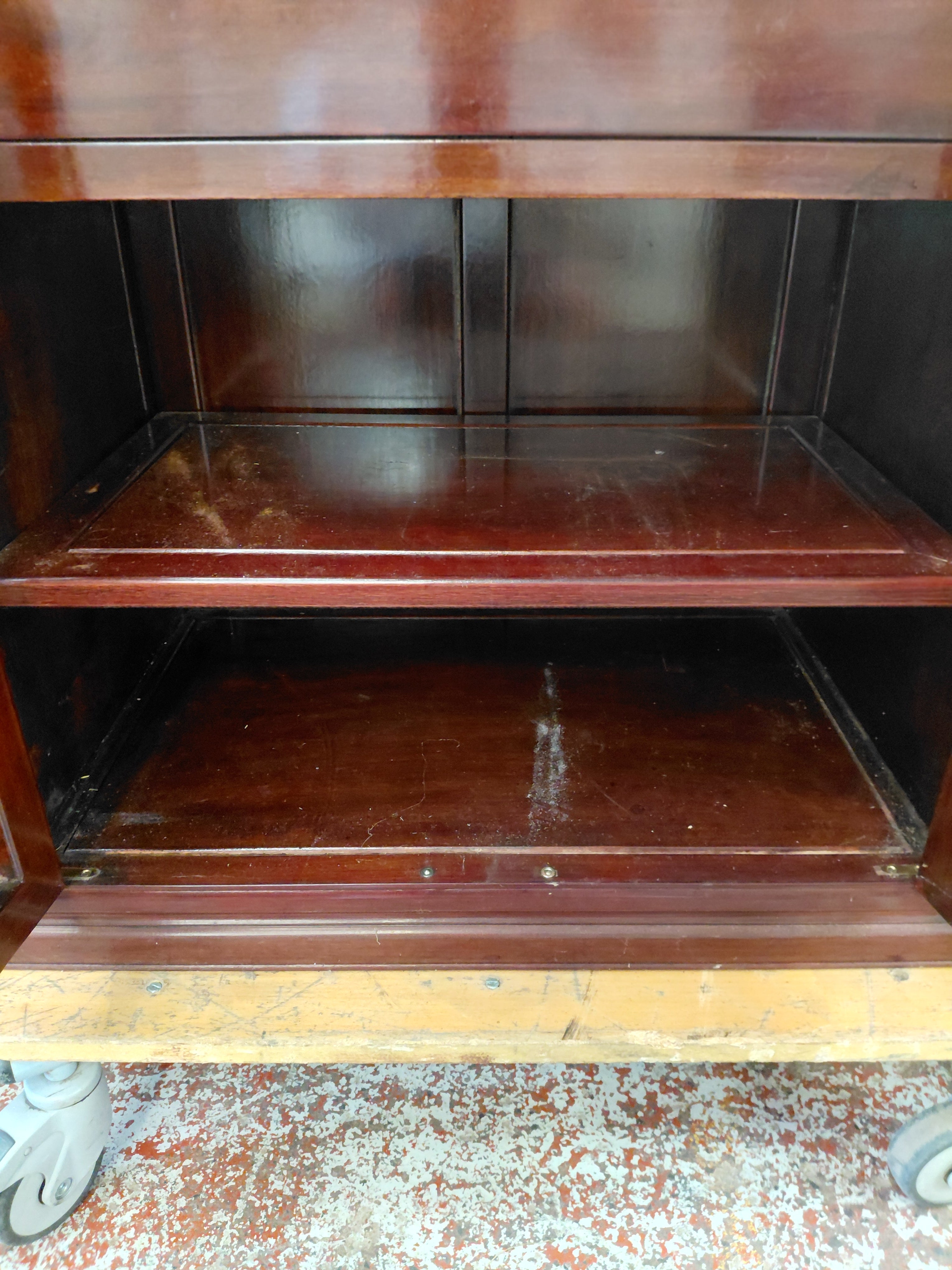 Sideboard
