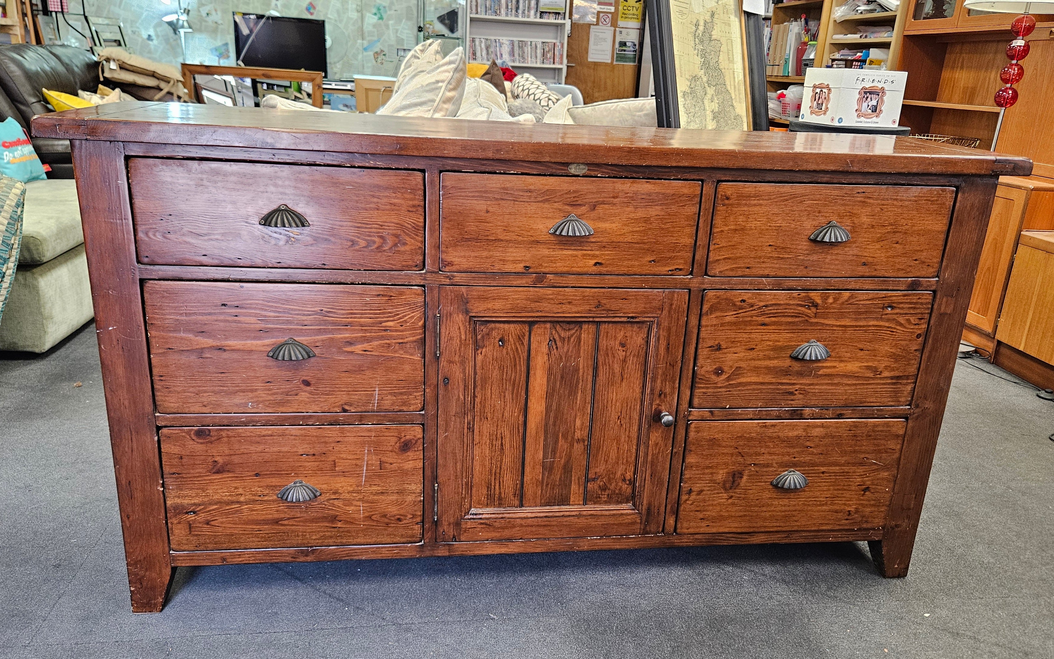 Sideboard