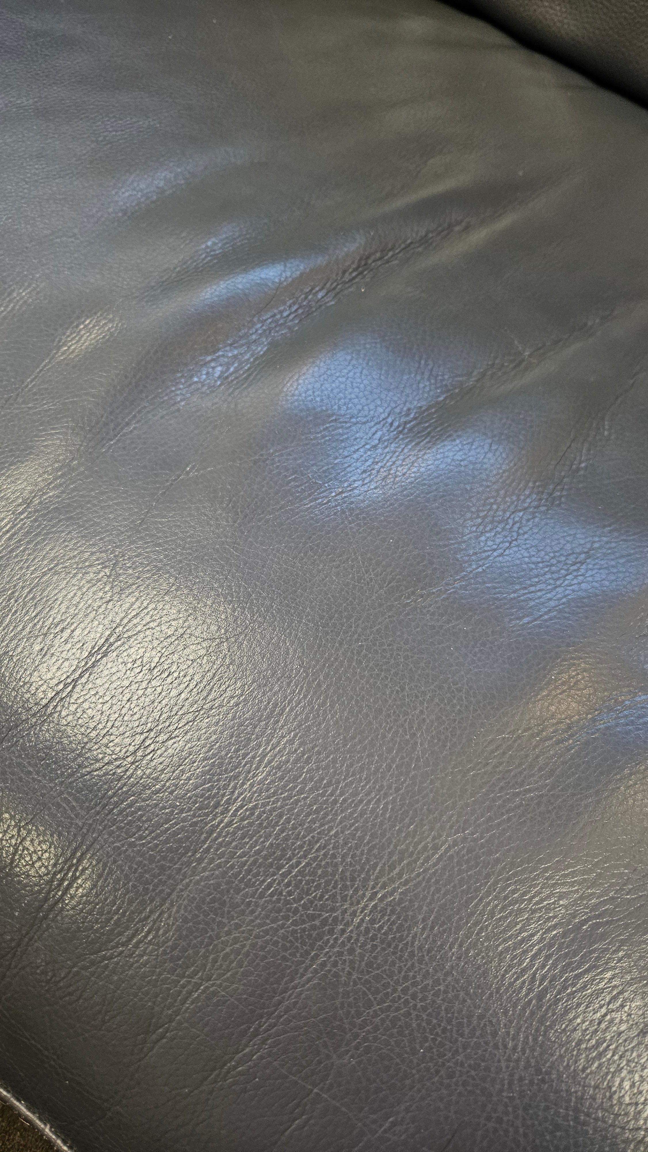 Electric reclining sofa