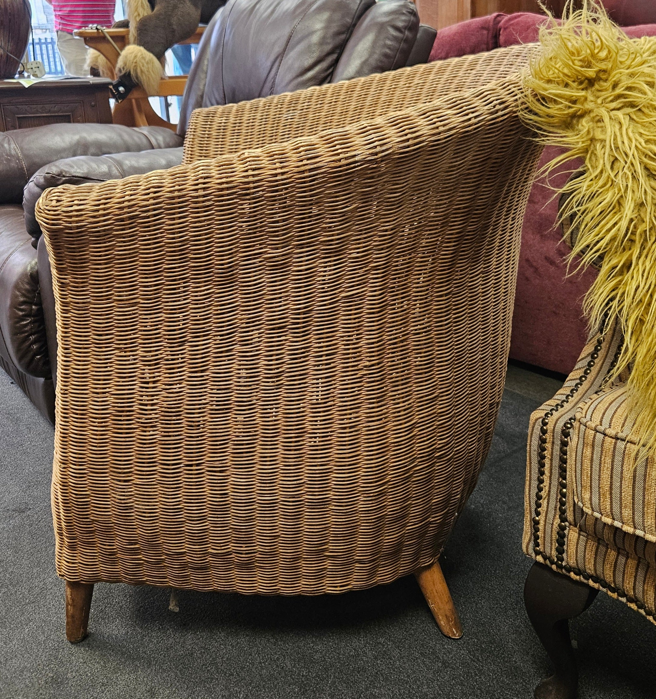 Wicker tub chair