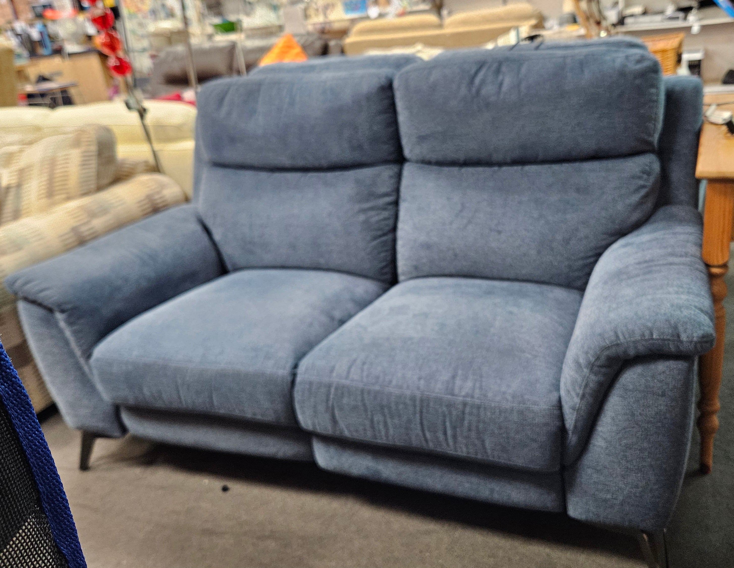 Electric reclining sofa