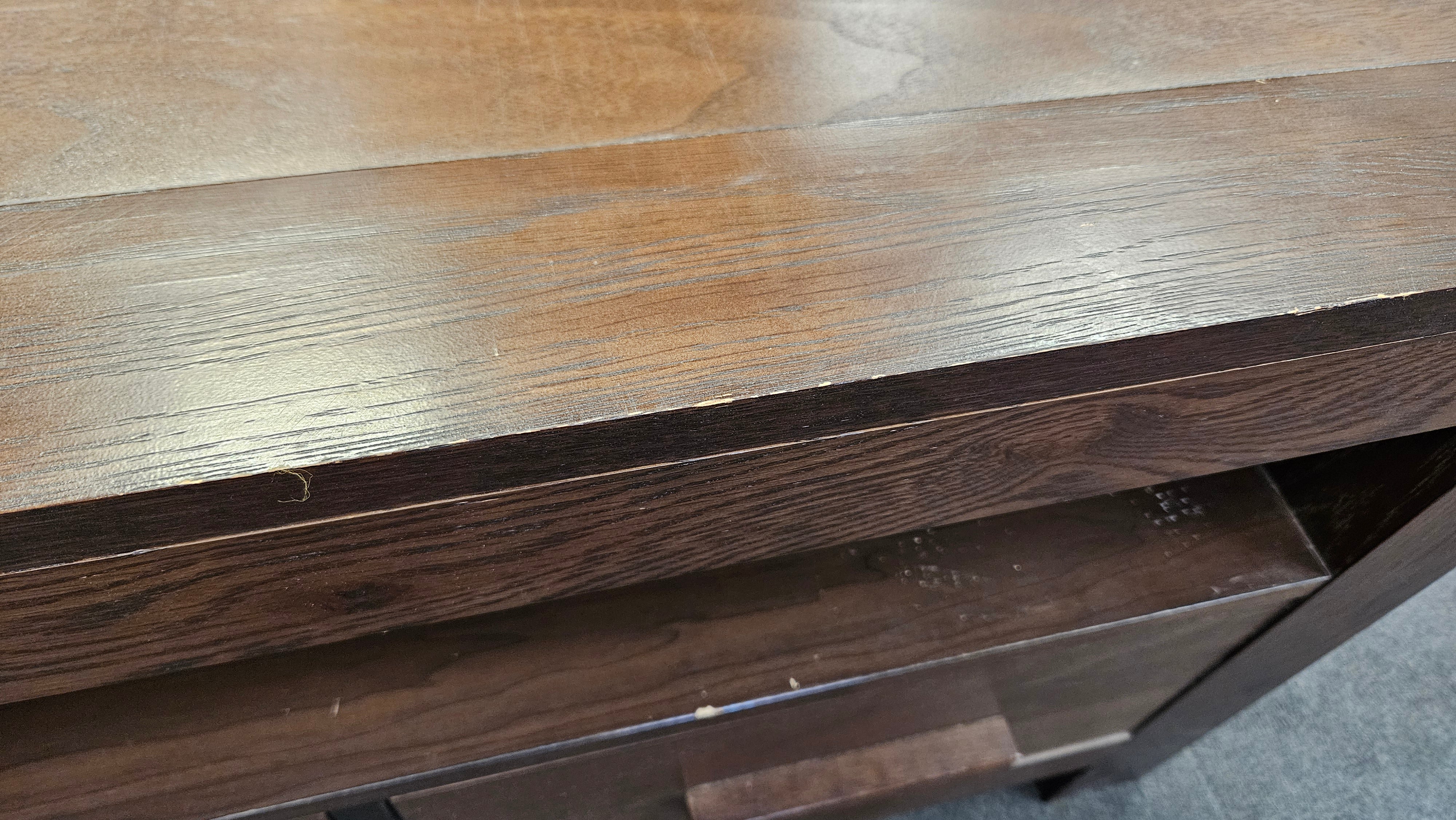 Tv unit