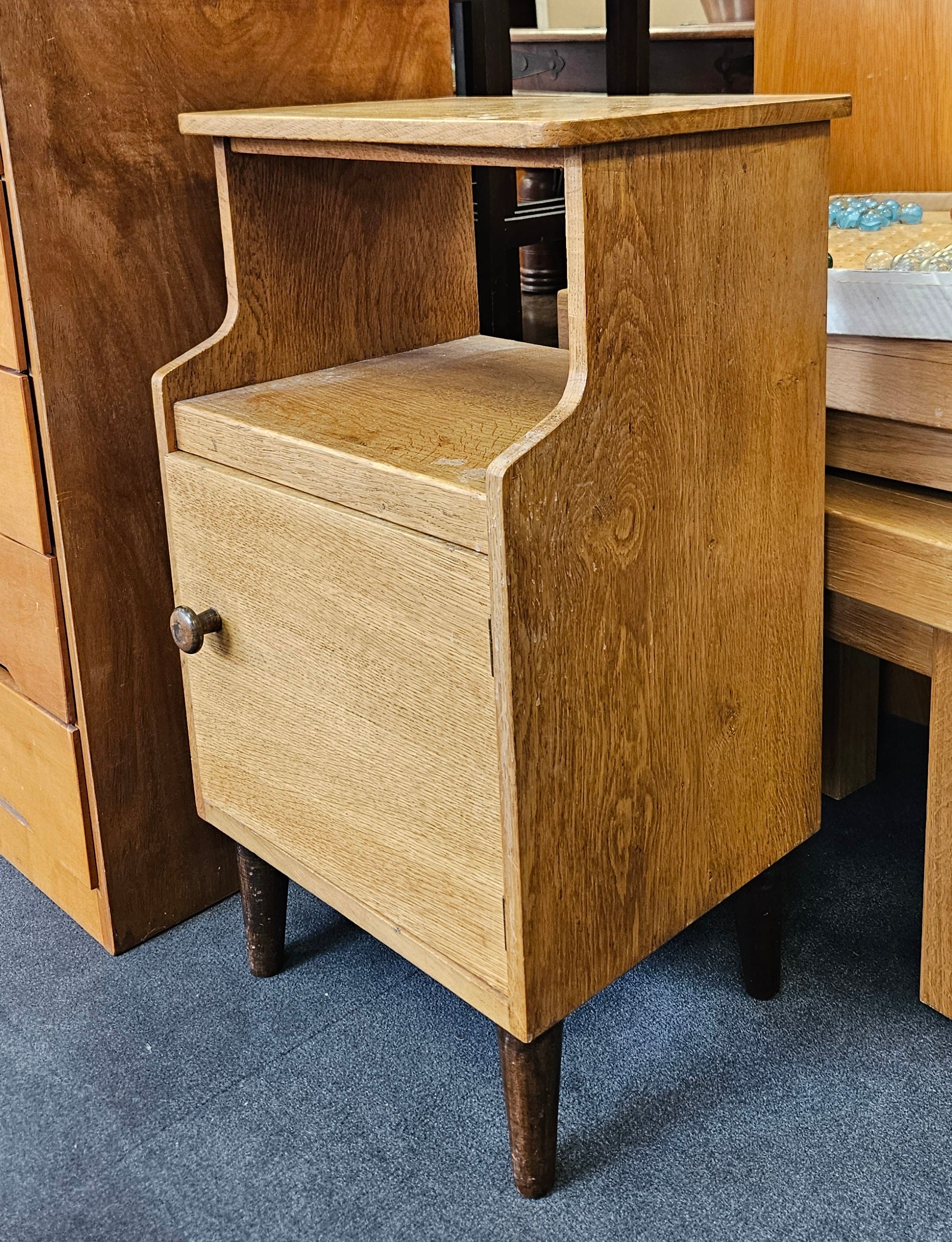 Bedside cabinet