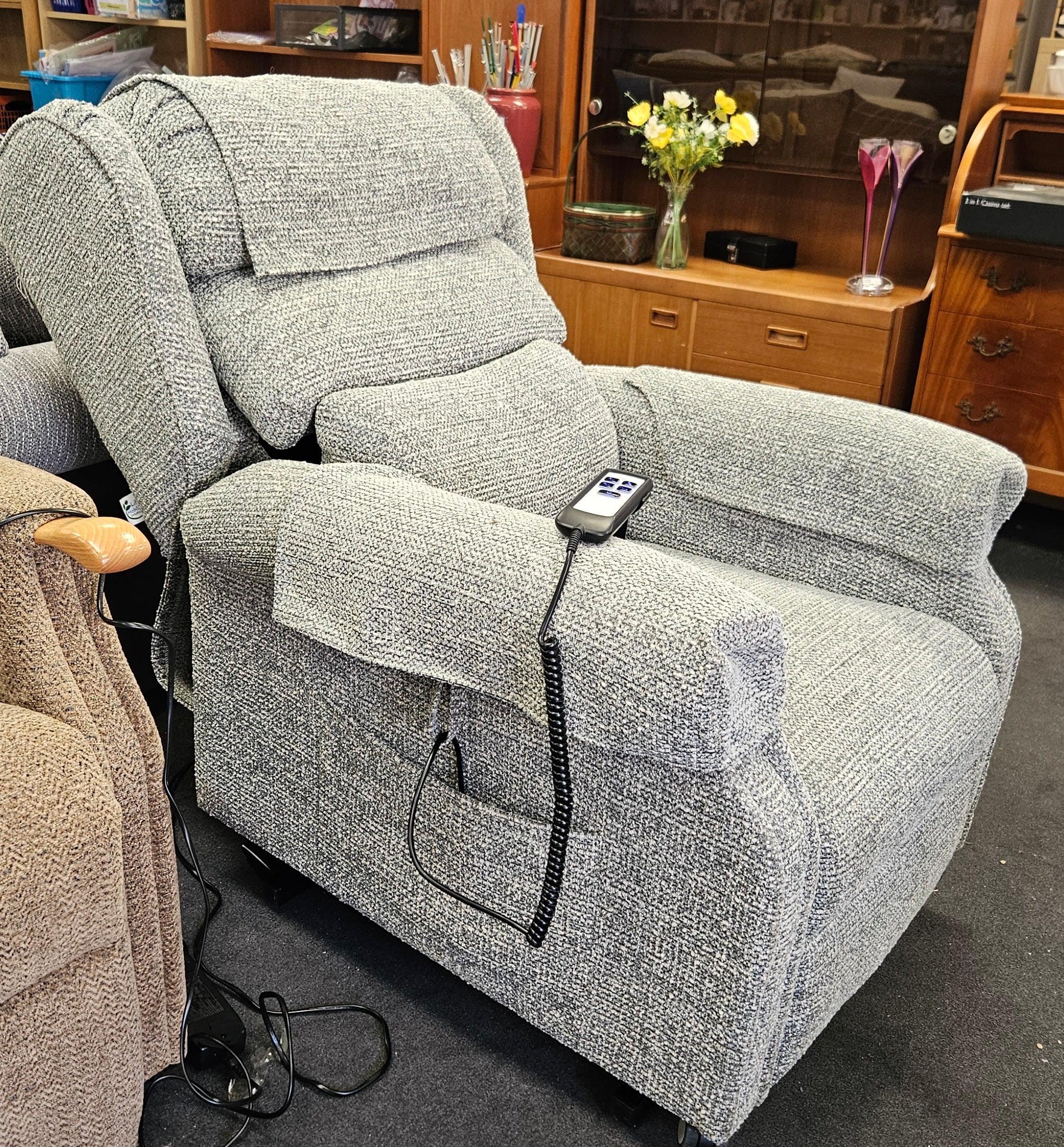 Rise & Recline Chair