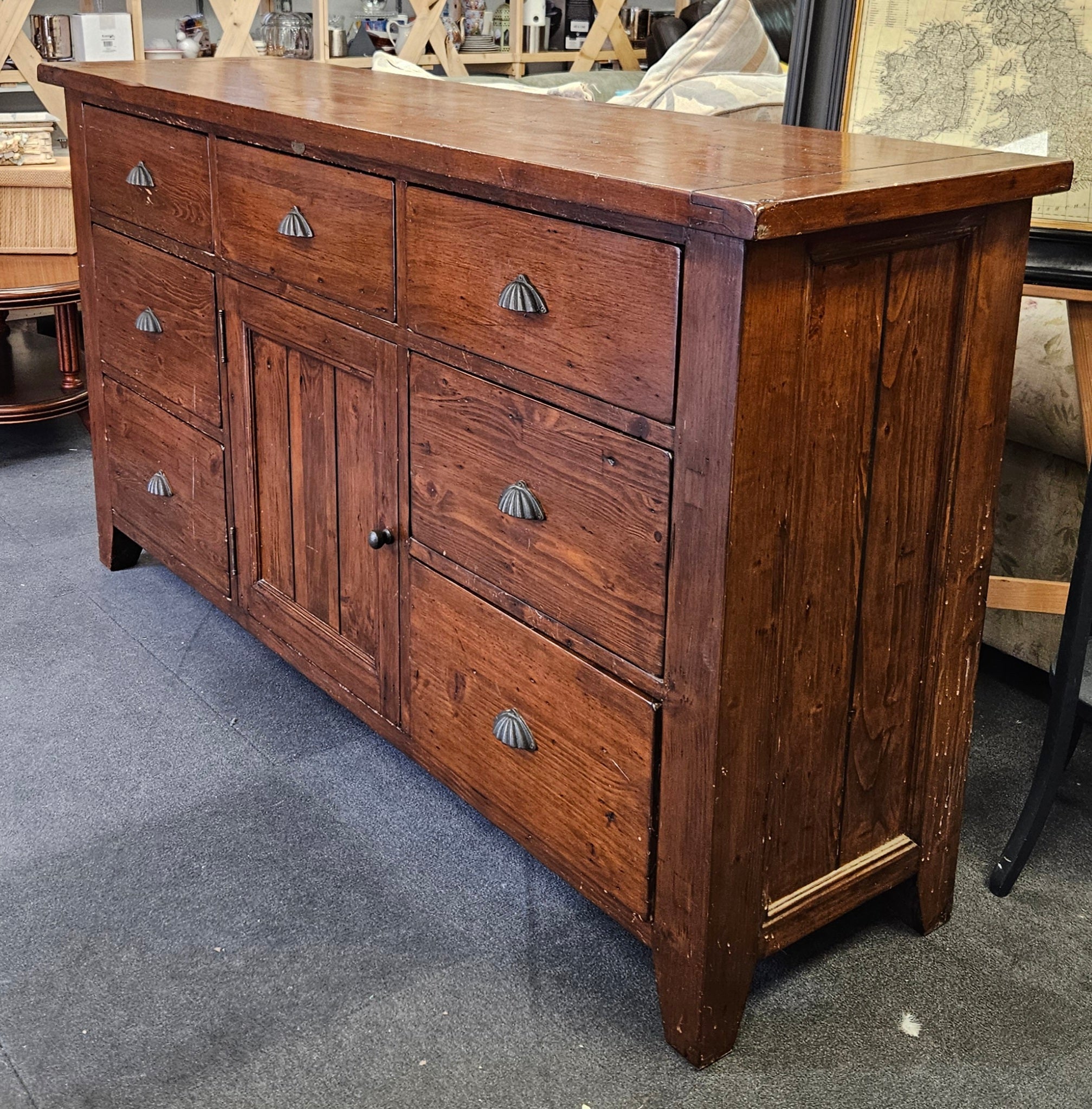 Sideboard