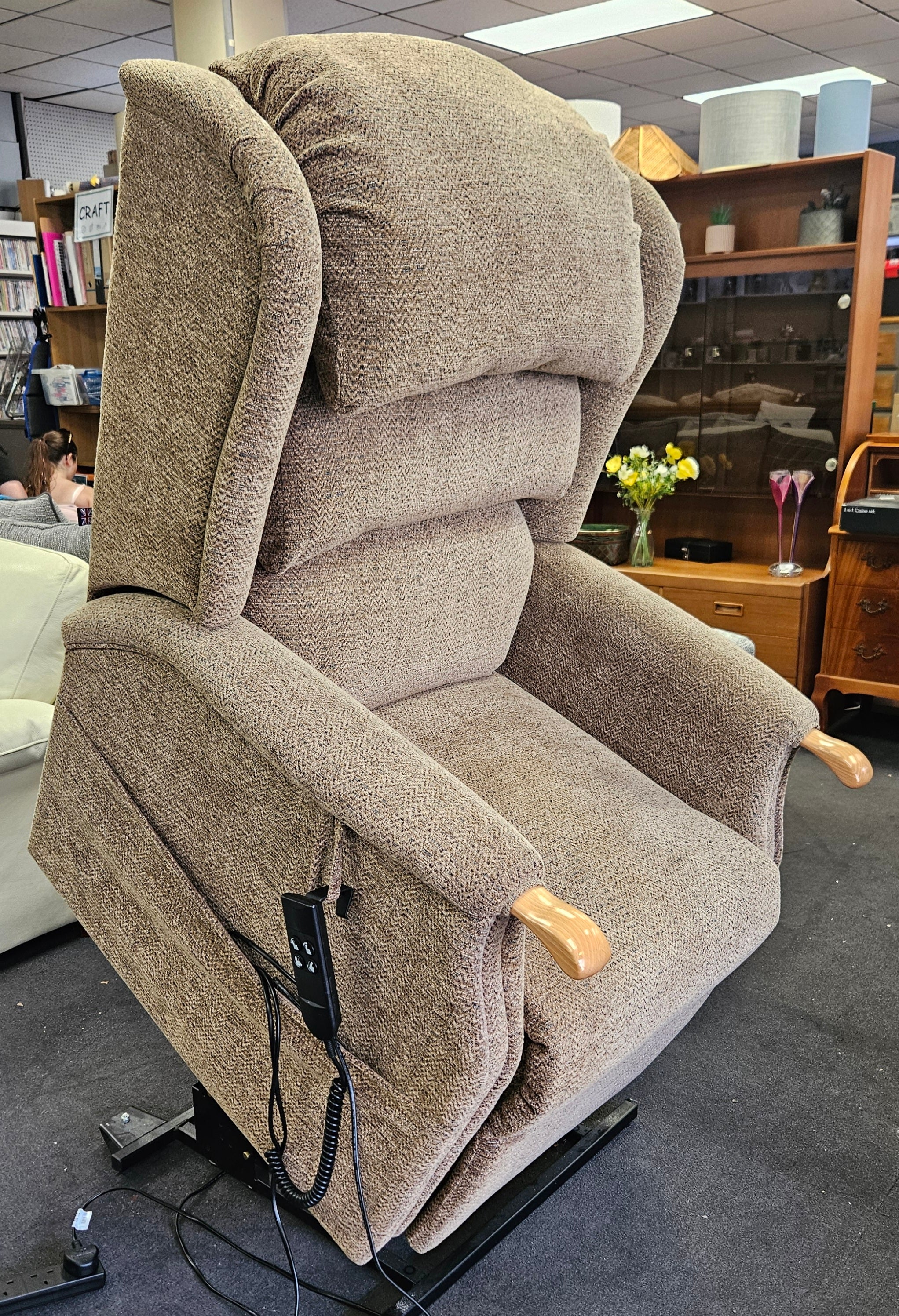 Rise & Recline Chair