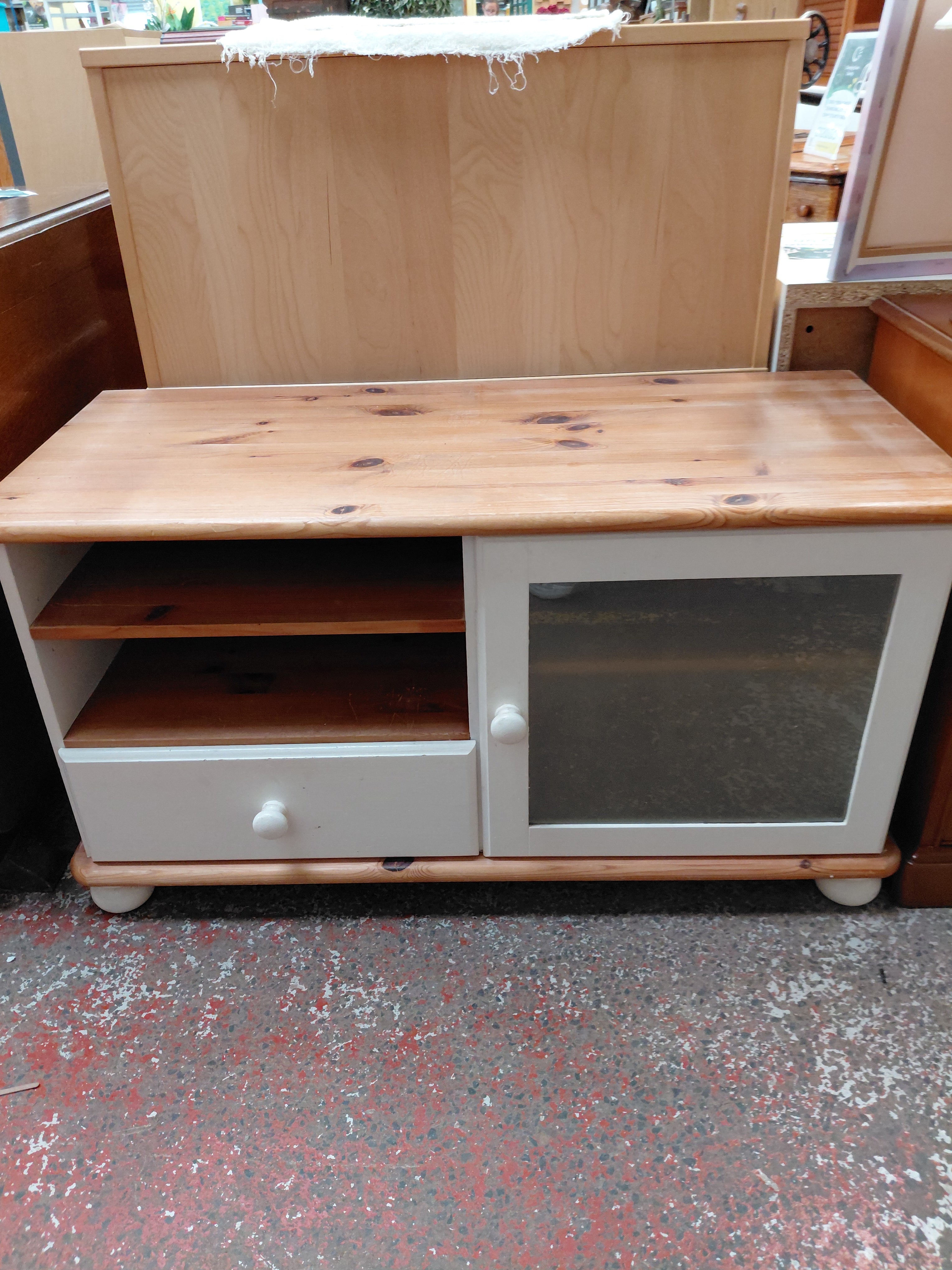 Tv Cabinet