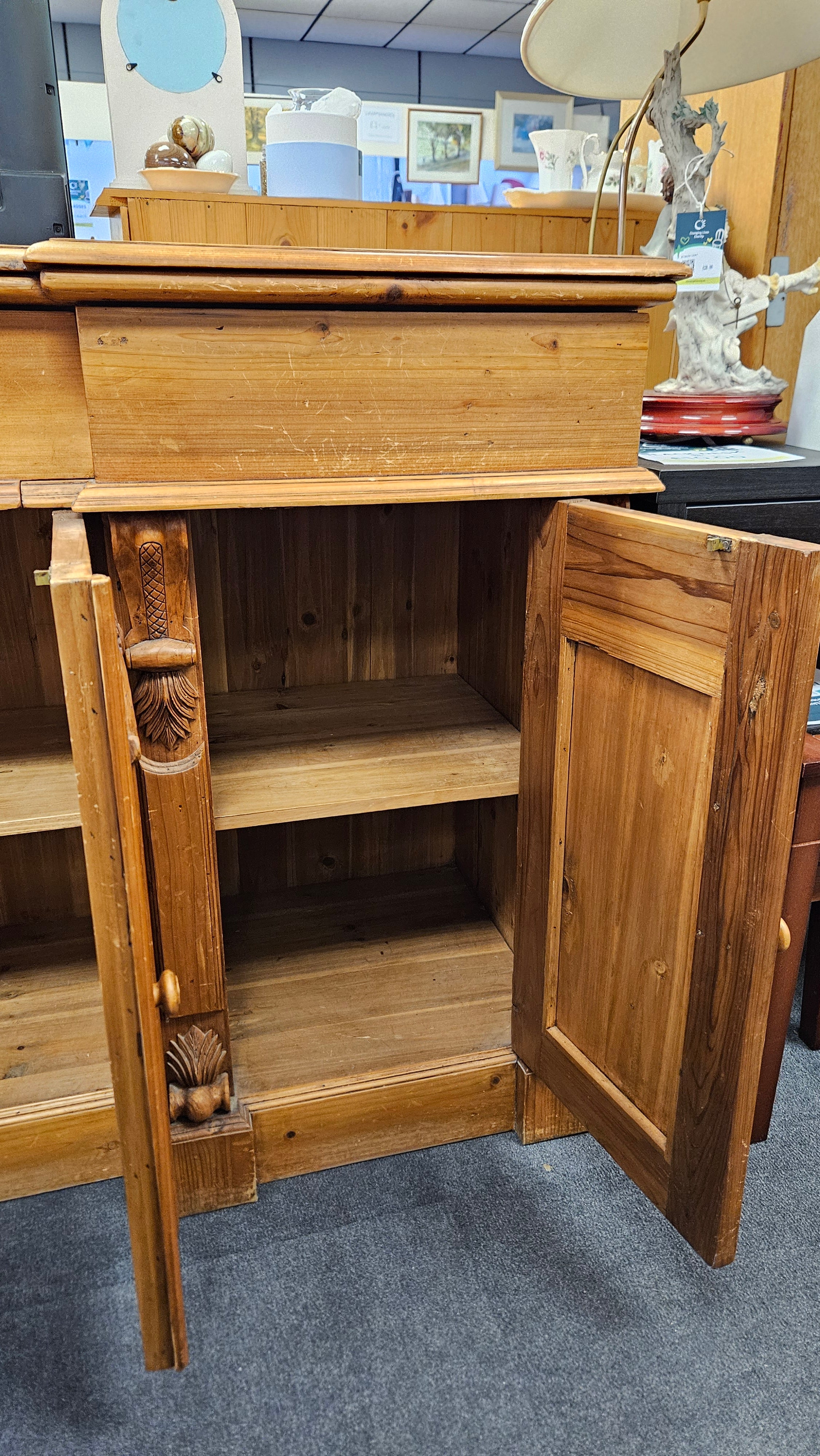Sideboard