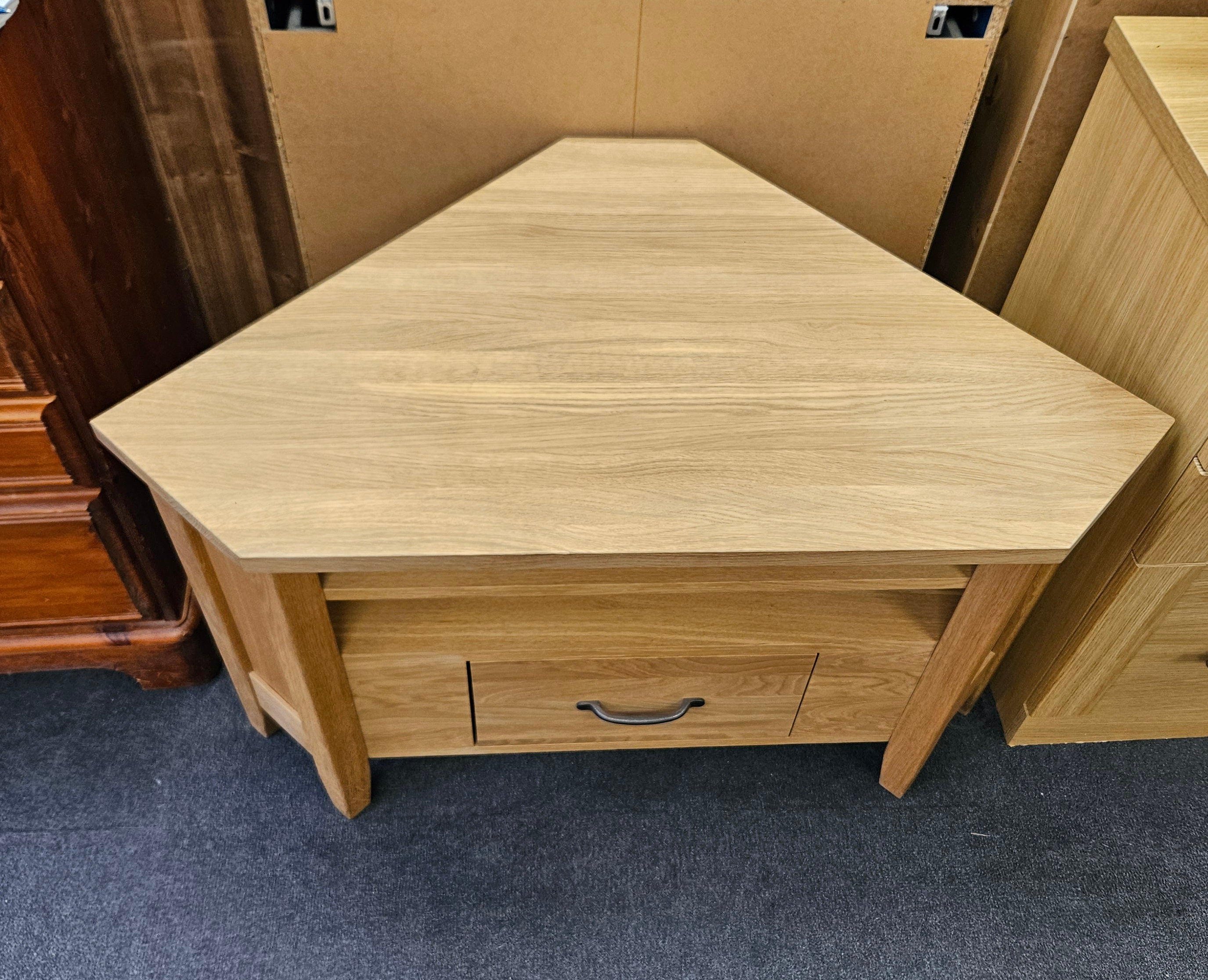 Tv unit