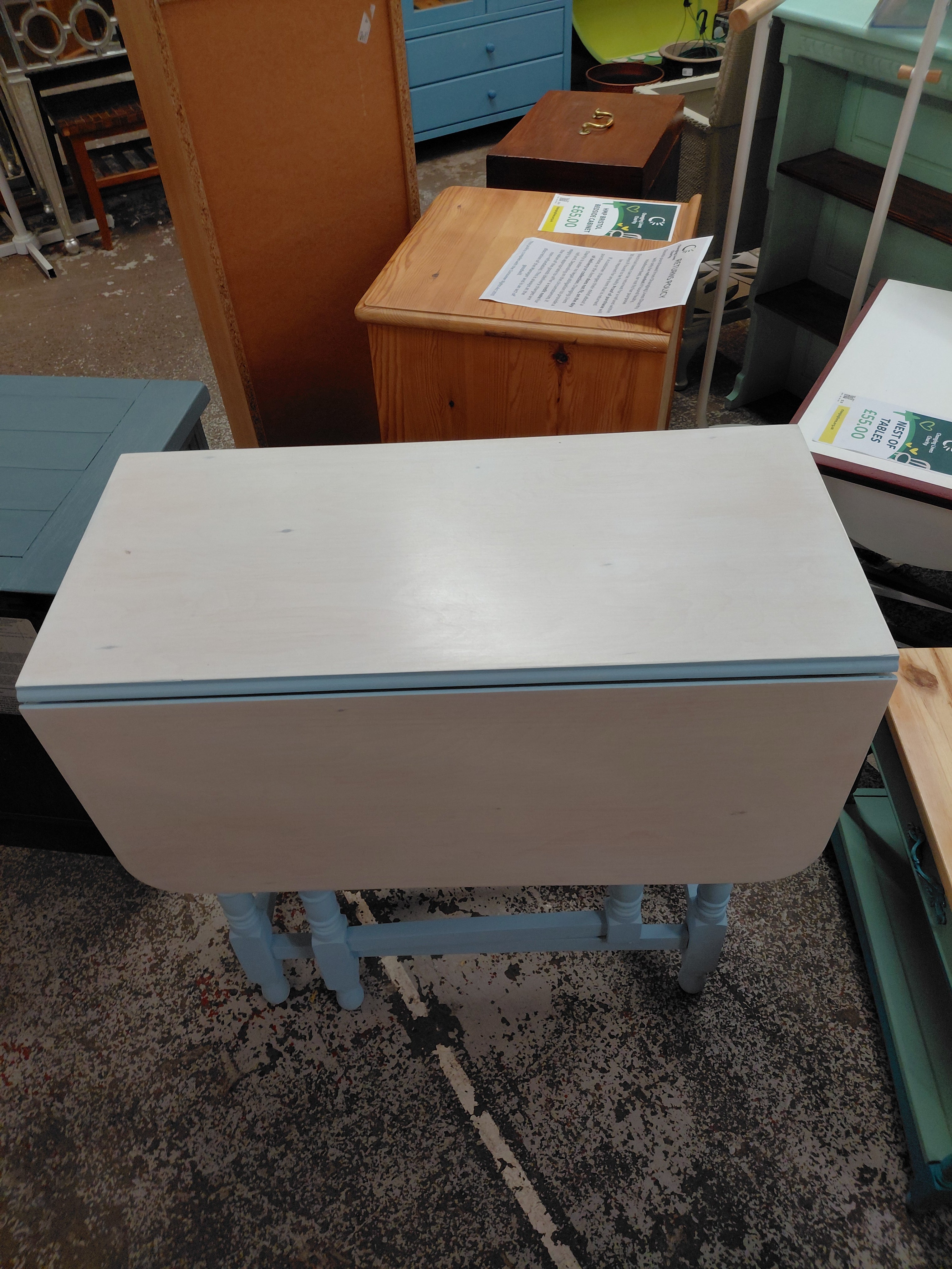HMP Drop Leaf Table